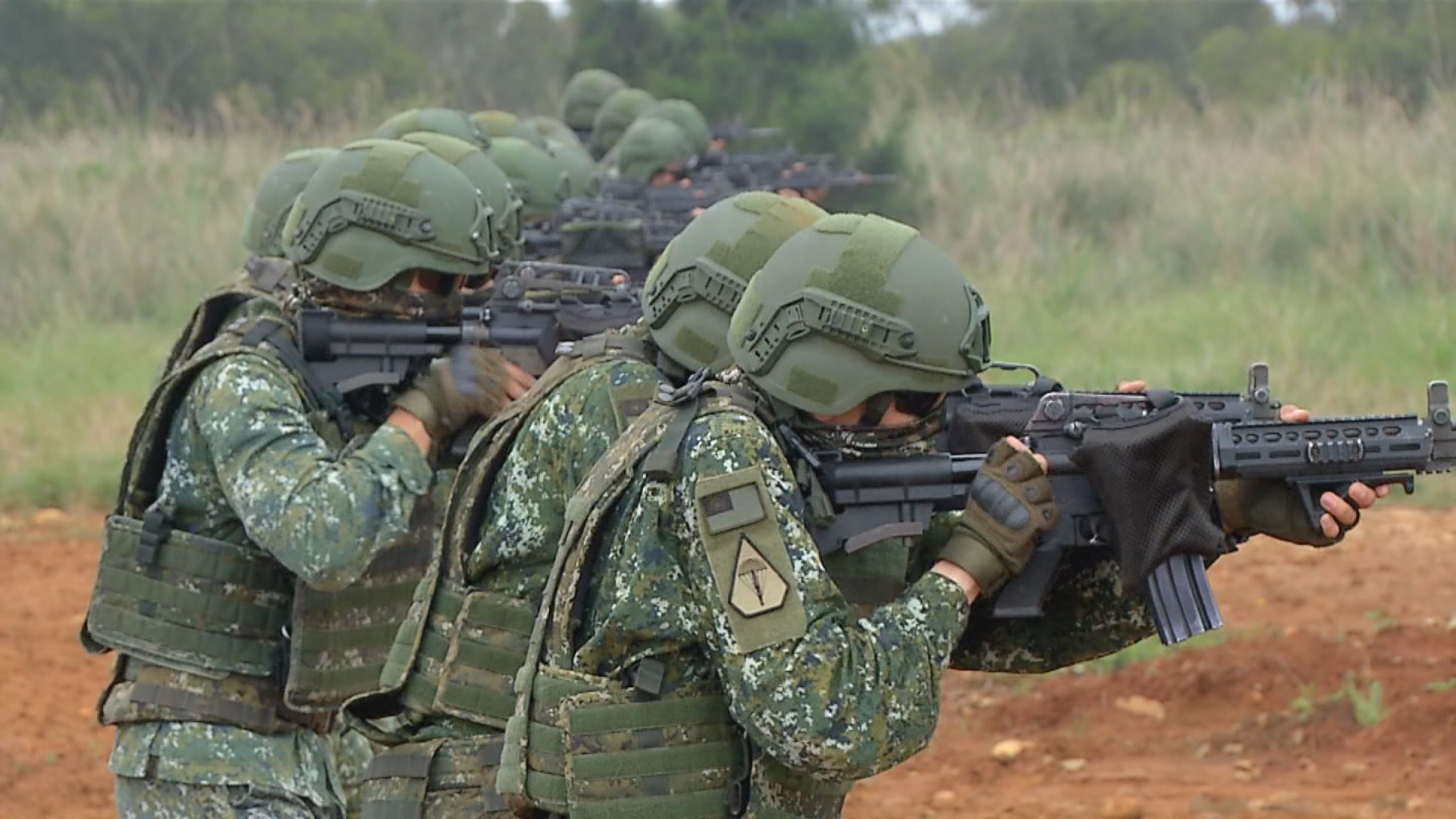Plan Is for Conscripts to Complete Service With Studies 國防部研議  讓役男大學4年同時完成服役