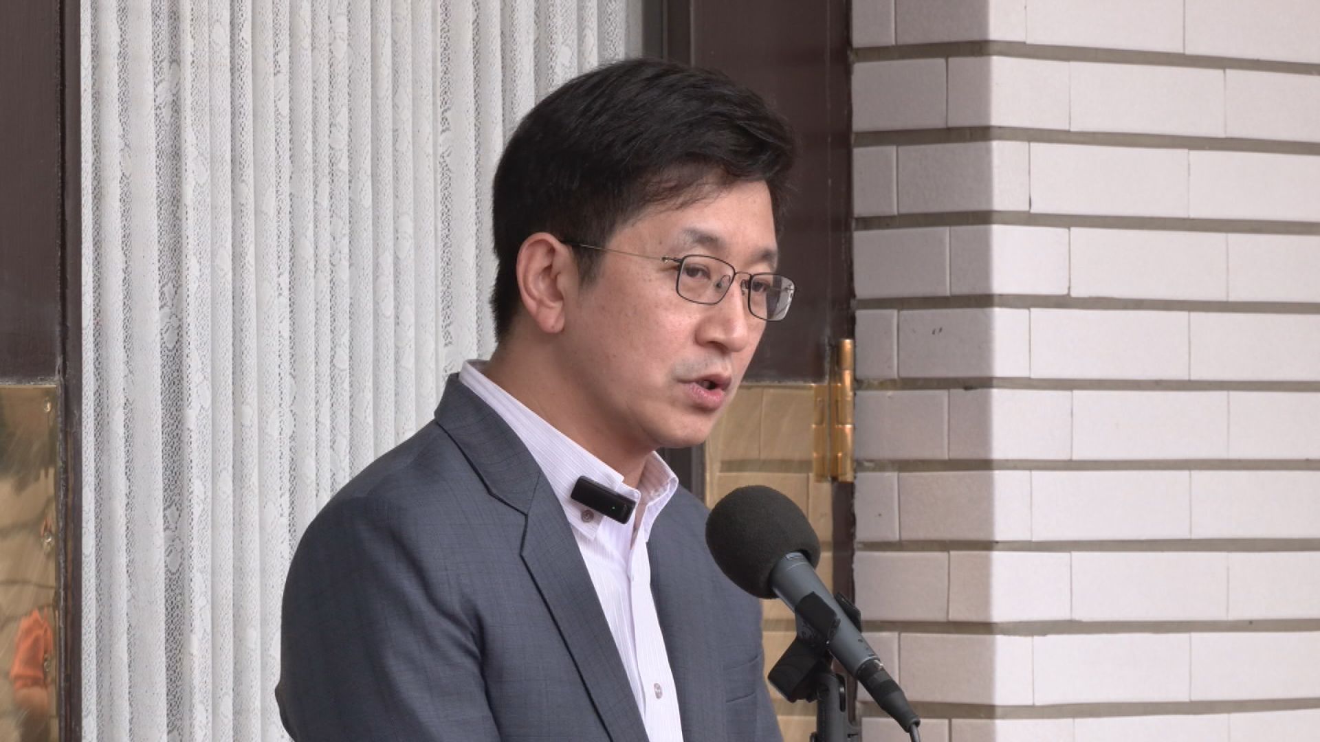 Legislator Tsai Shih-ying Announces He Won't Run Again 補正論文.全力輔選  蔡適應不競選連任