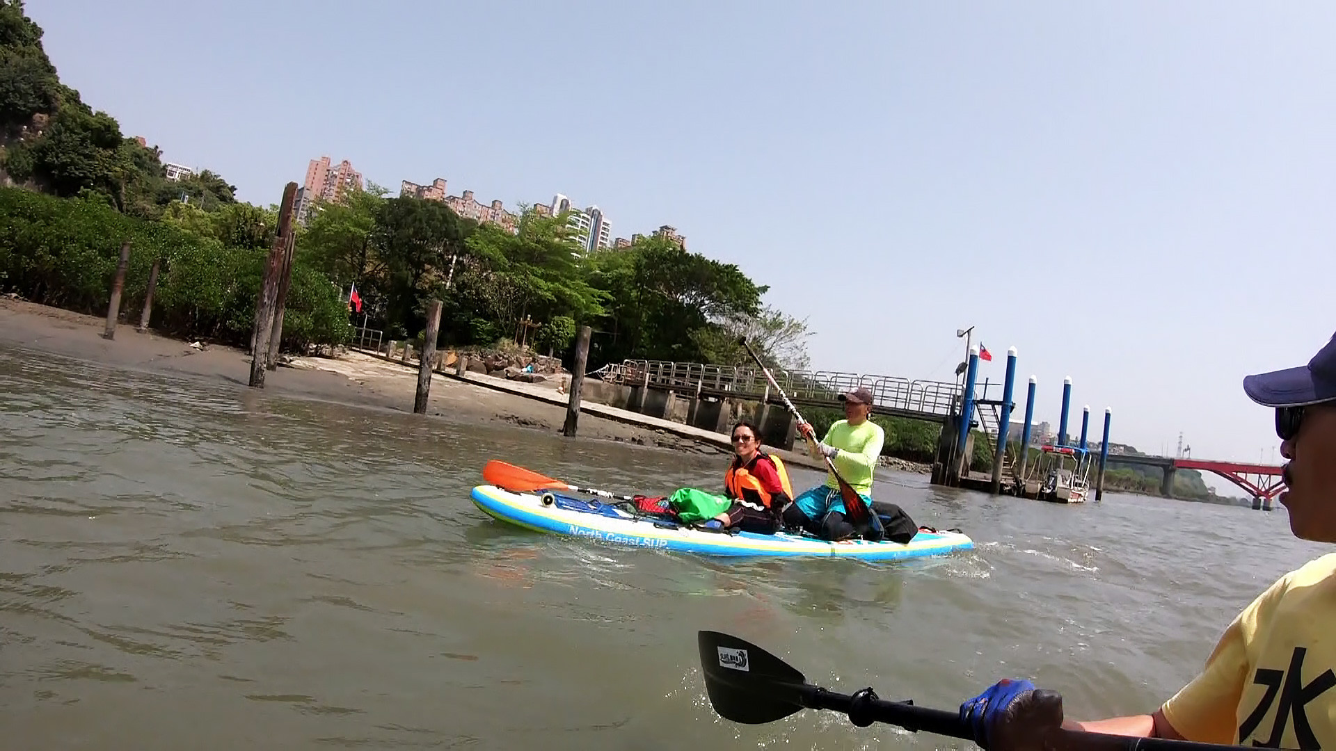 流過城市的河流 好划船嗎？