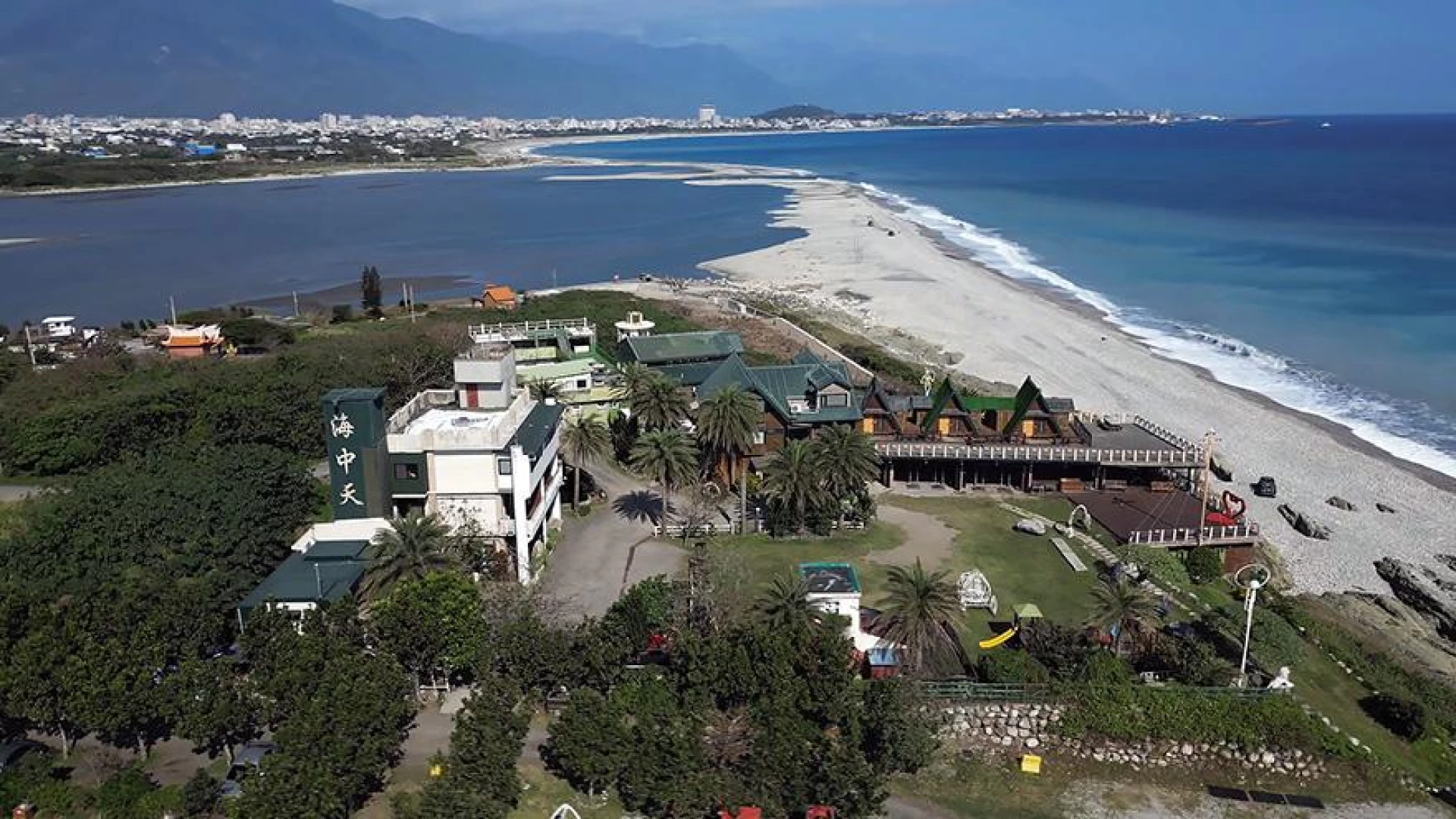 2/5晚間十點週一播出：嶺頂沙丘 海岸的保育失地？｜海岸管理法為何無法保護它？