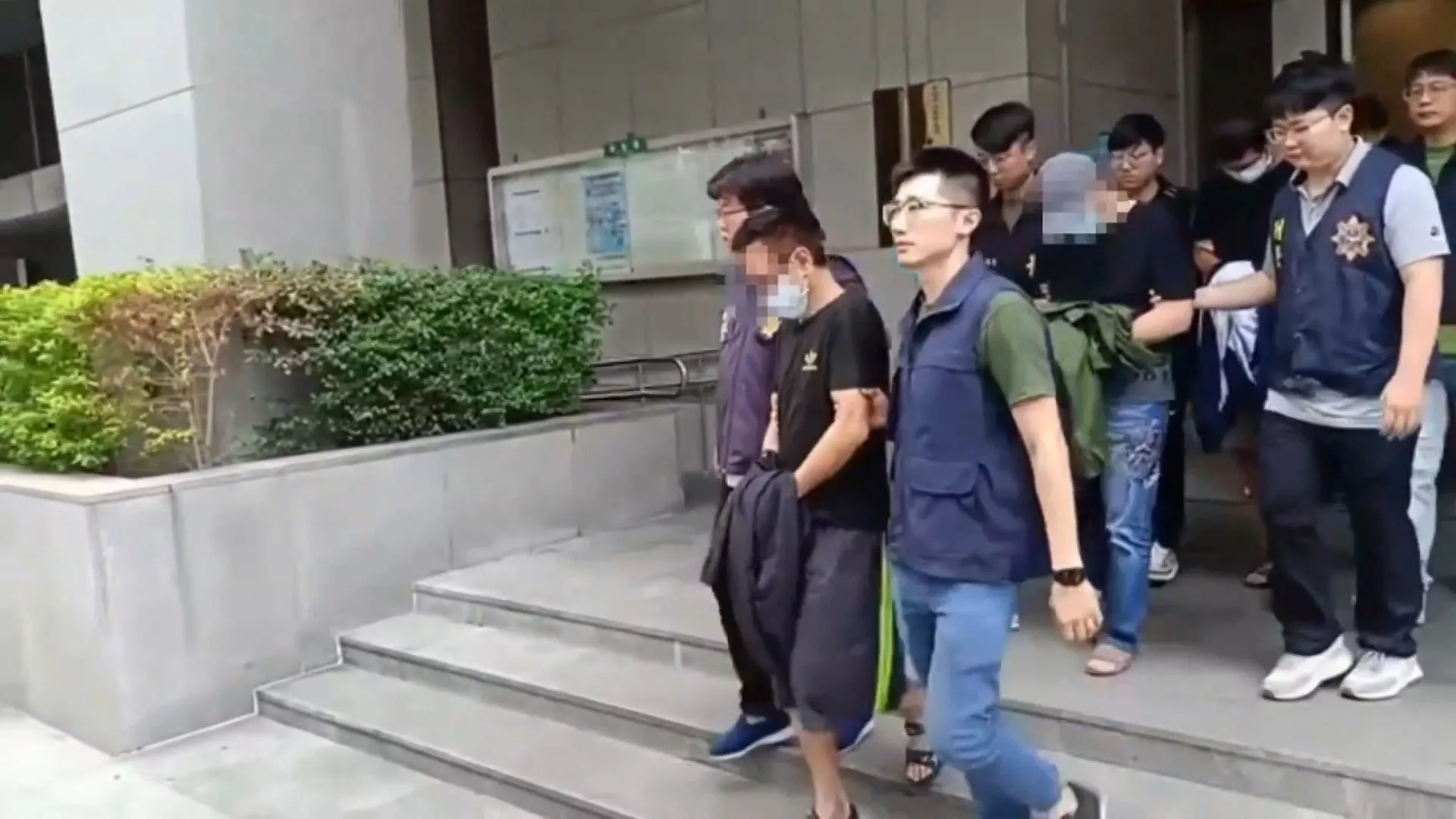 Kolaborasi penipuan asmara lintas selat, polisi gerebek sindikat penipuan di Taiwan