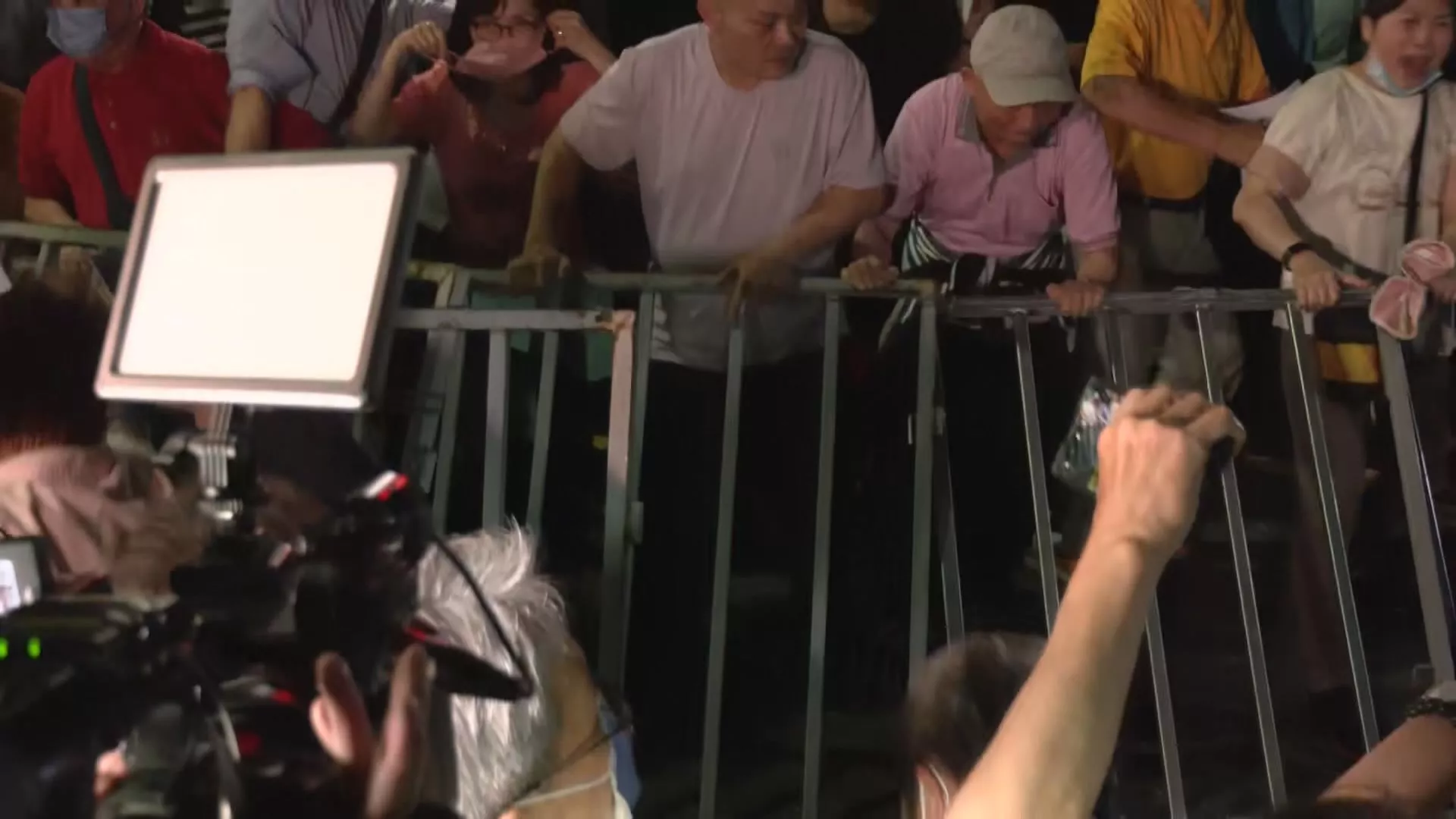 Bê bối "danh sách ma" bãi nhiệm, gây sóng gió chính trường Đài Loan