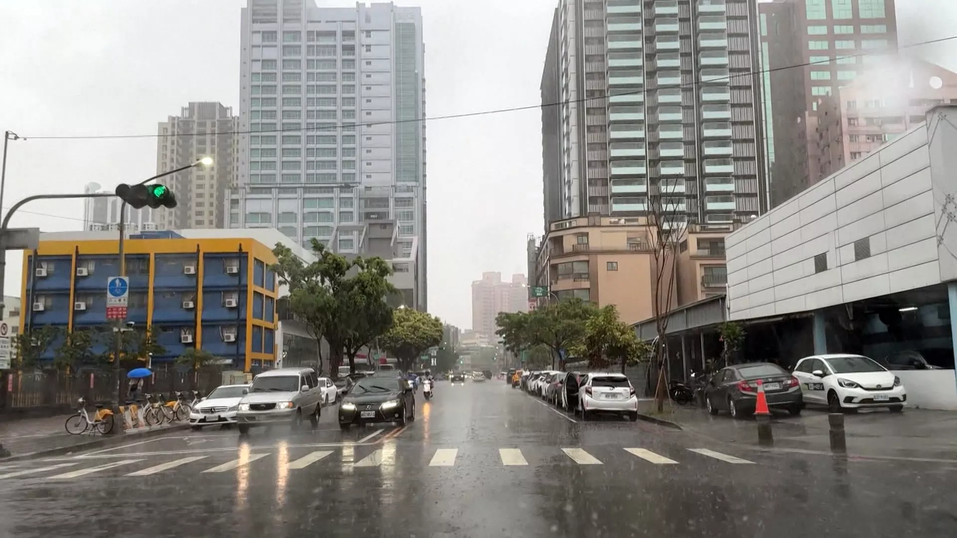 Hujan kentara di area sentral ke utara, Yilan, Hualien, baru reda jelang malam