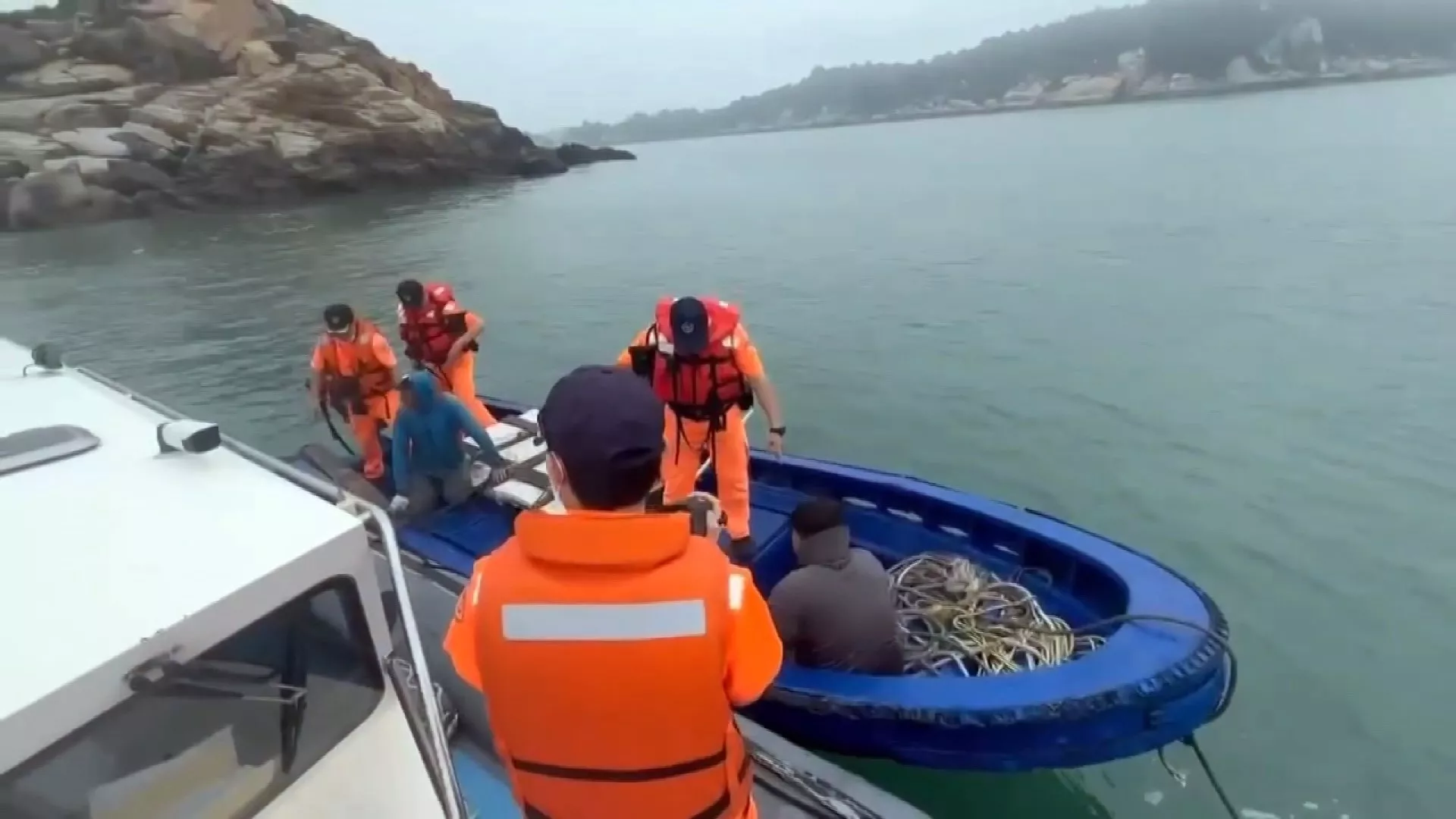 หน่วยยามฝั่งไต้หวันรวบ 2 ชายจีนพายเรือลอบขึ้นหมู่เกาะจินเหมิน 