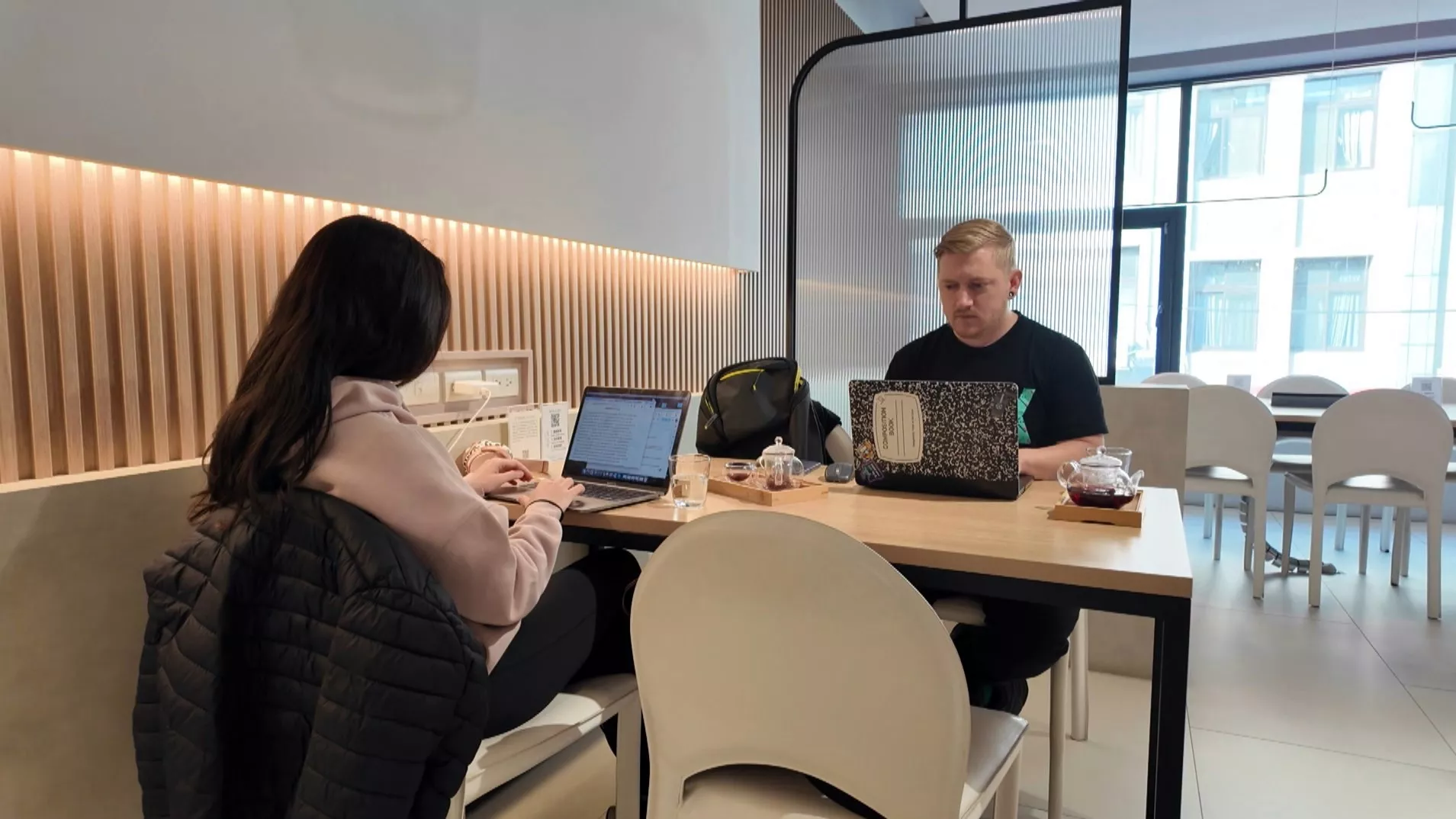 "Săn" nhân tài cấp quốc gia, CP nới lỏng quy định cho người nước ngoài 