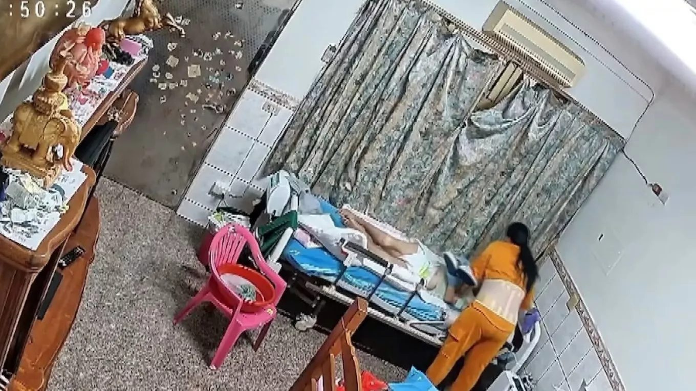 Chủ thuê tố khán hộ công bạo hành, kiện môi giới vô trách nhiệm