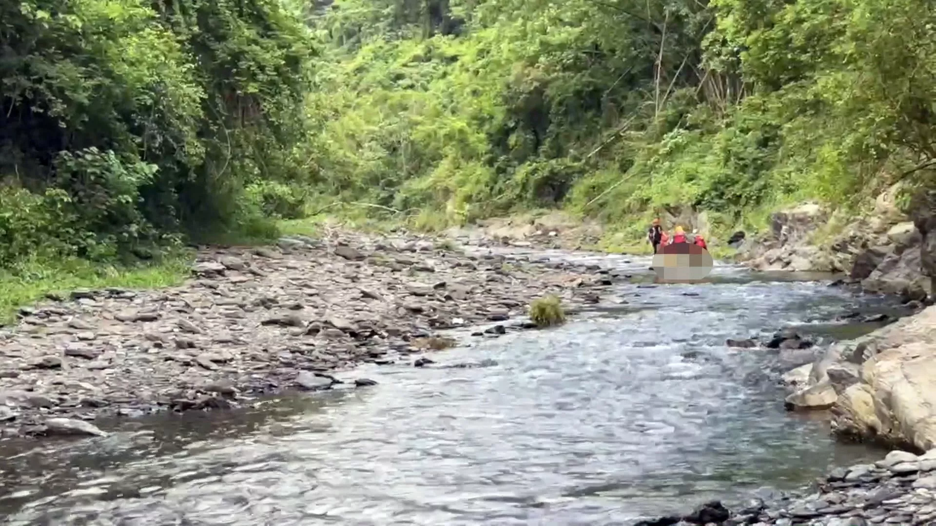 3 pria tenggelam saat main air di tempat wisata air tersembunyi "Haishengong"