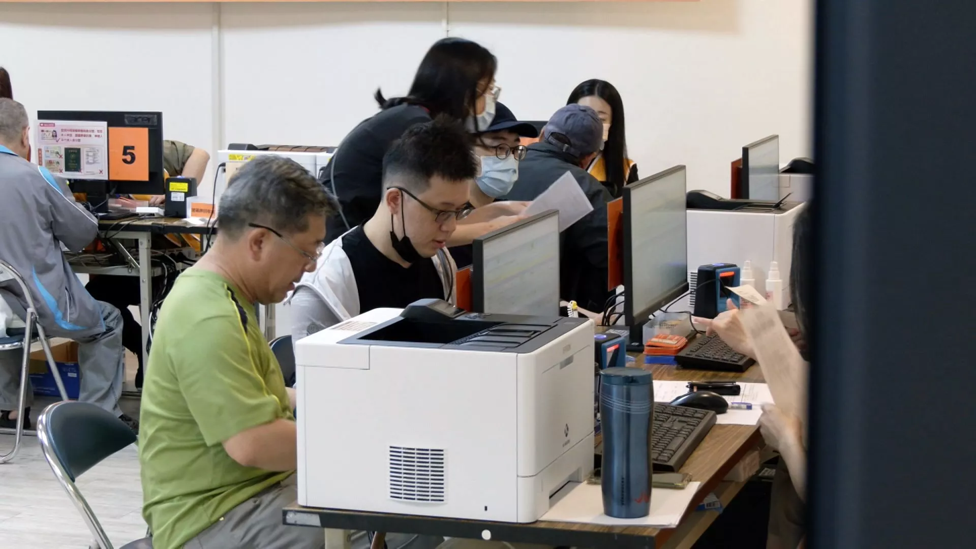 ปีหน้าครอบครัวสมาชิก 4 คน รายได้ไม่ถึง 1.641 ล้าน ไม่ต้องจ่ายภาษี
