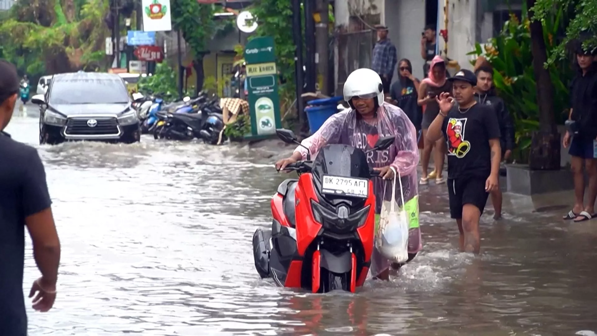 Banjir yang melanda Bali tewaskan 14 korban, sebagian turis Taiwan terperangkap