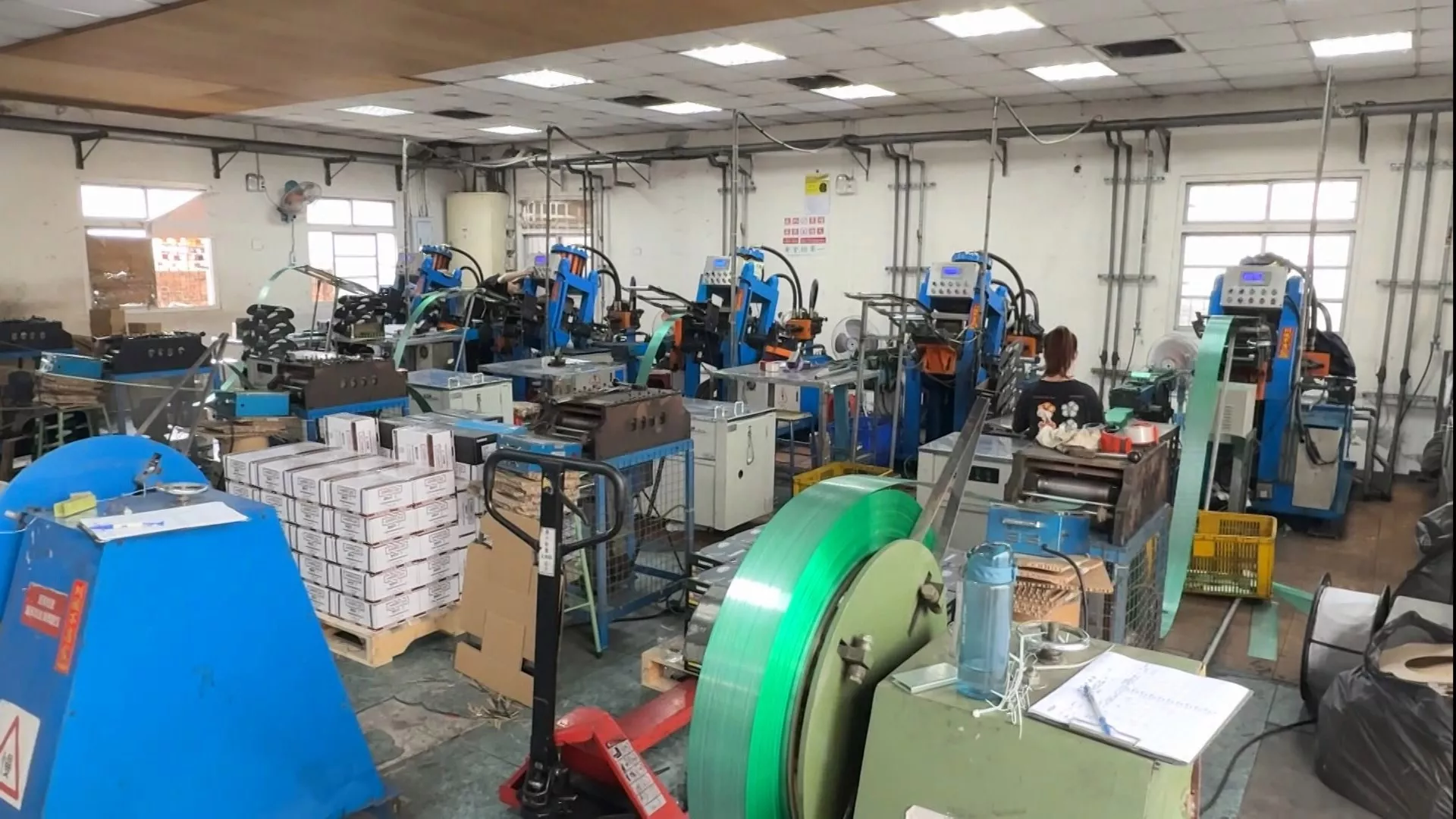 Tổ chức lao động kêu gọi tăng lương tối thiểu 4% vào năm sau
