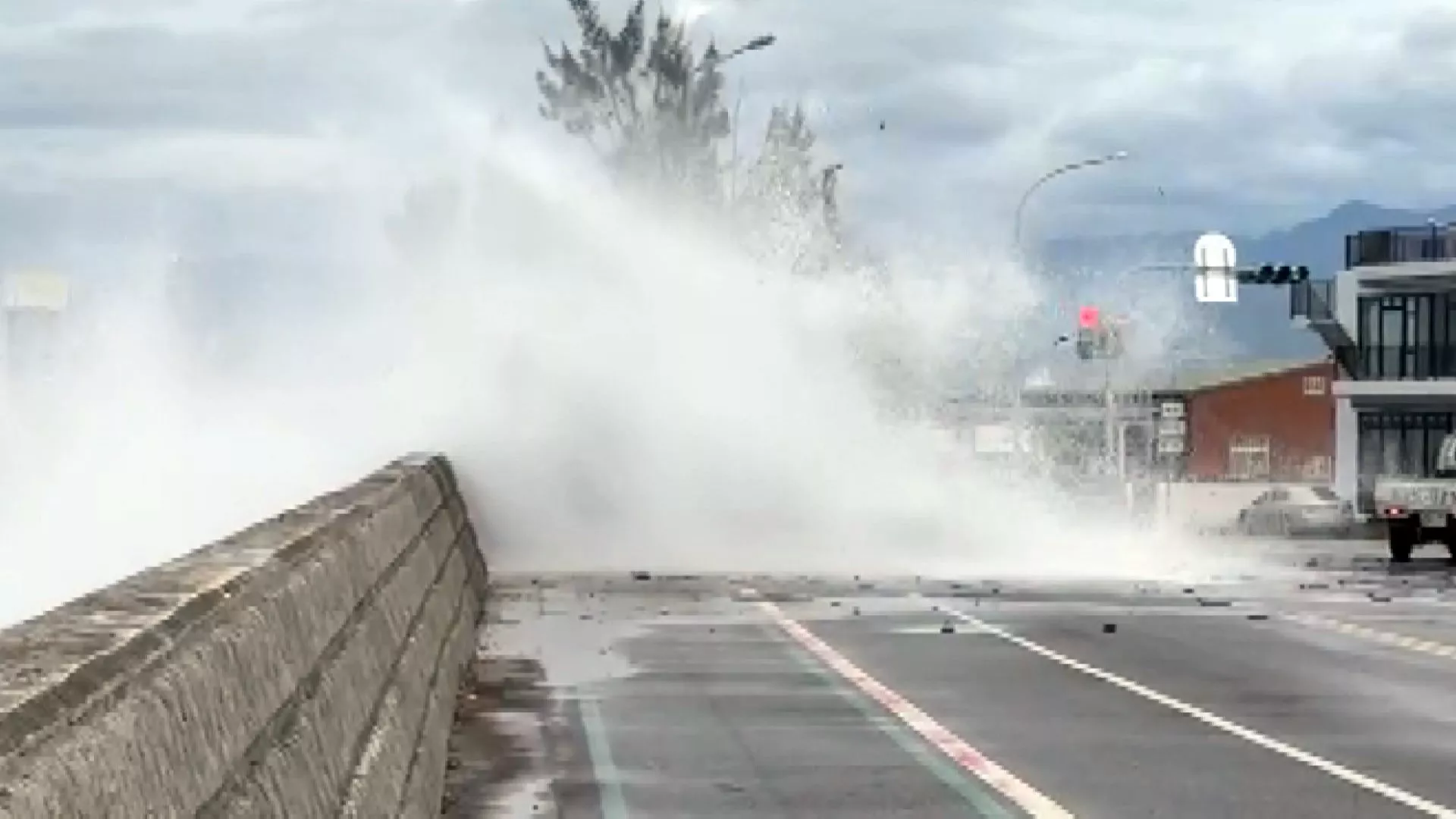 Ragasa mendekat, sebagian wilayah Pingtung dan Taitung umumkan libur taifun