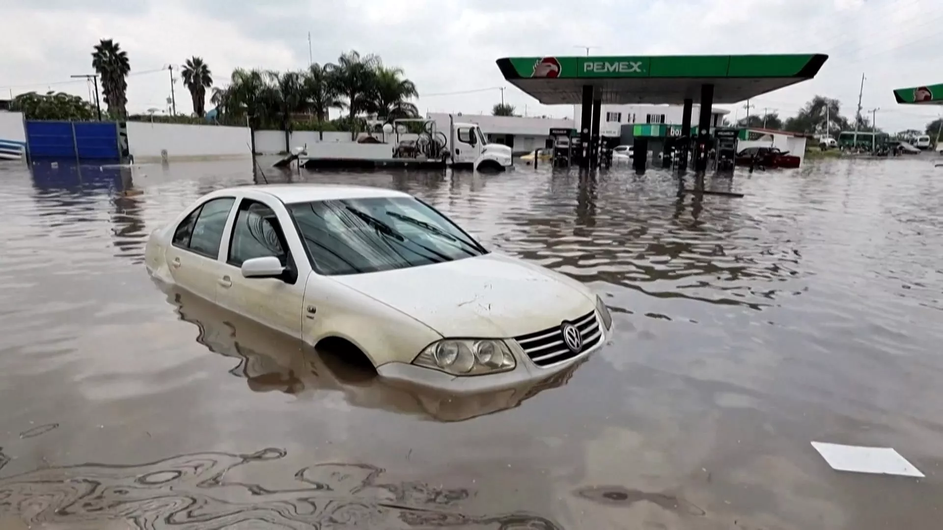 Siklon+anomali curah hujan, banjir di Meksiko renggut nyawa 48 orang