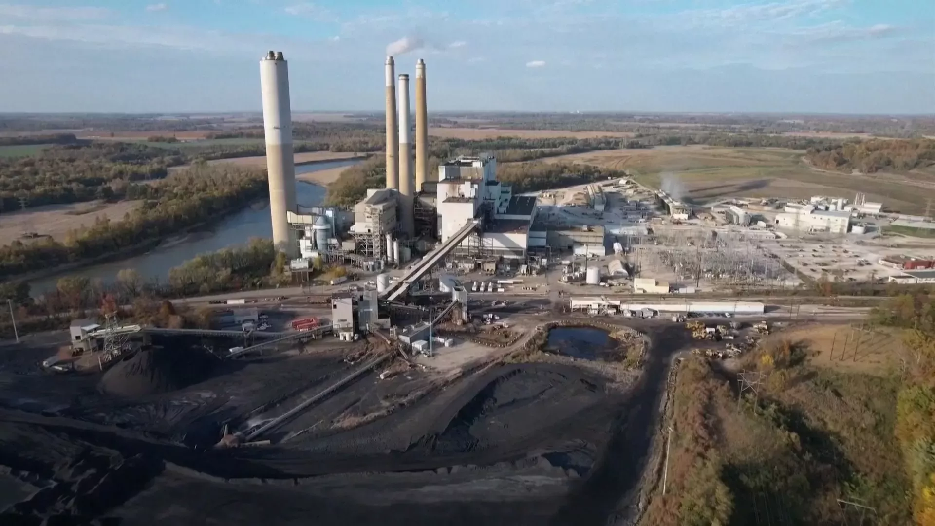 全球碳計畫研究團隊指出全球二氧化碳排放估較去年增1.1%。(圖/資料照)