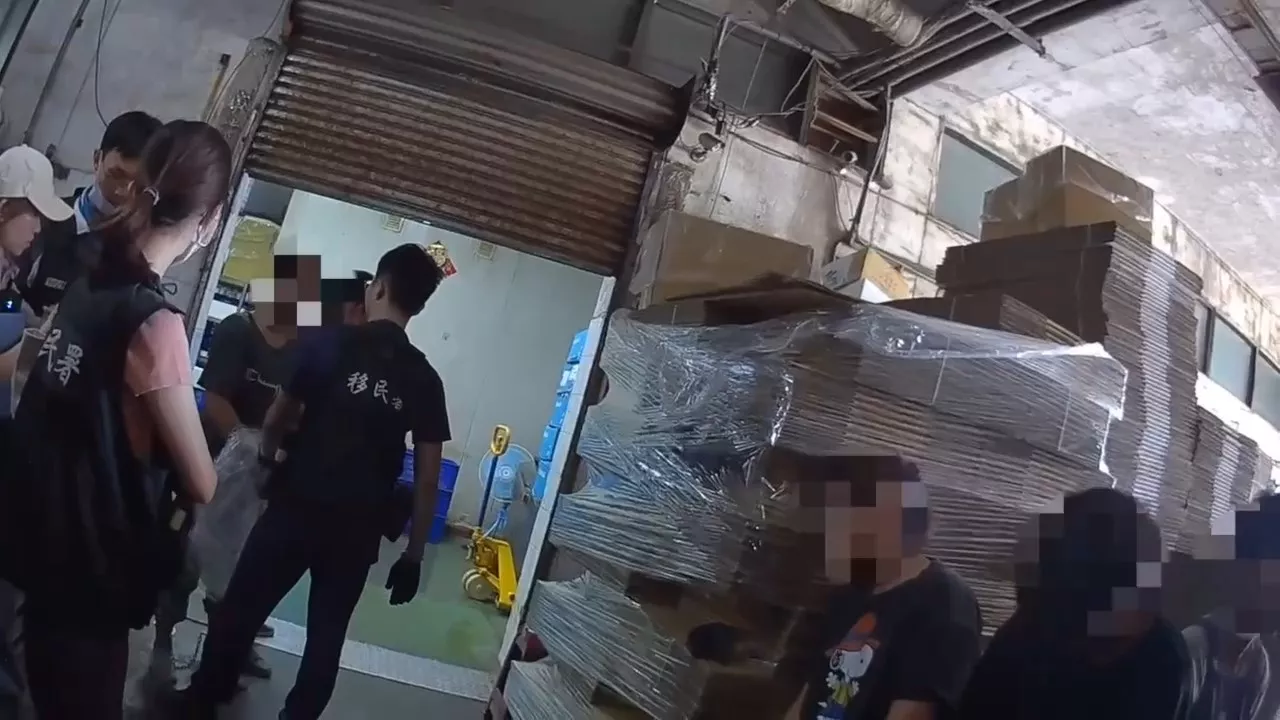 Hindari penangkapan, PMI kaburan sembunyi di ruang pendingin selama 1/2 jam