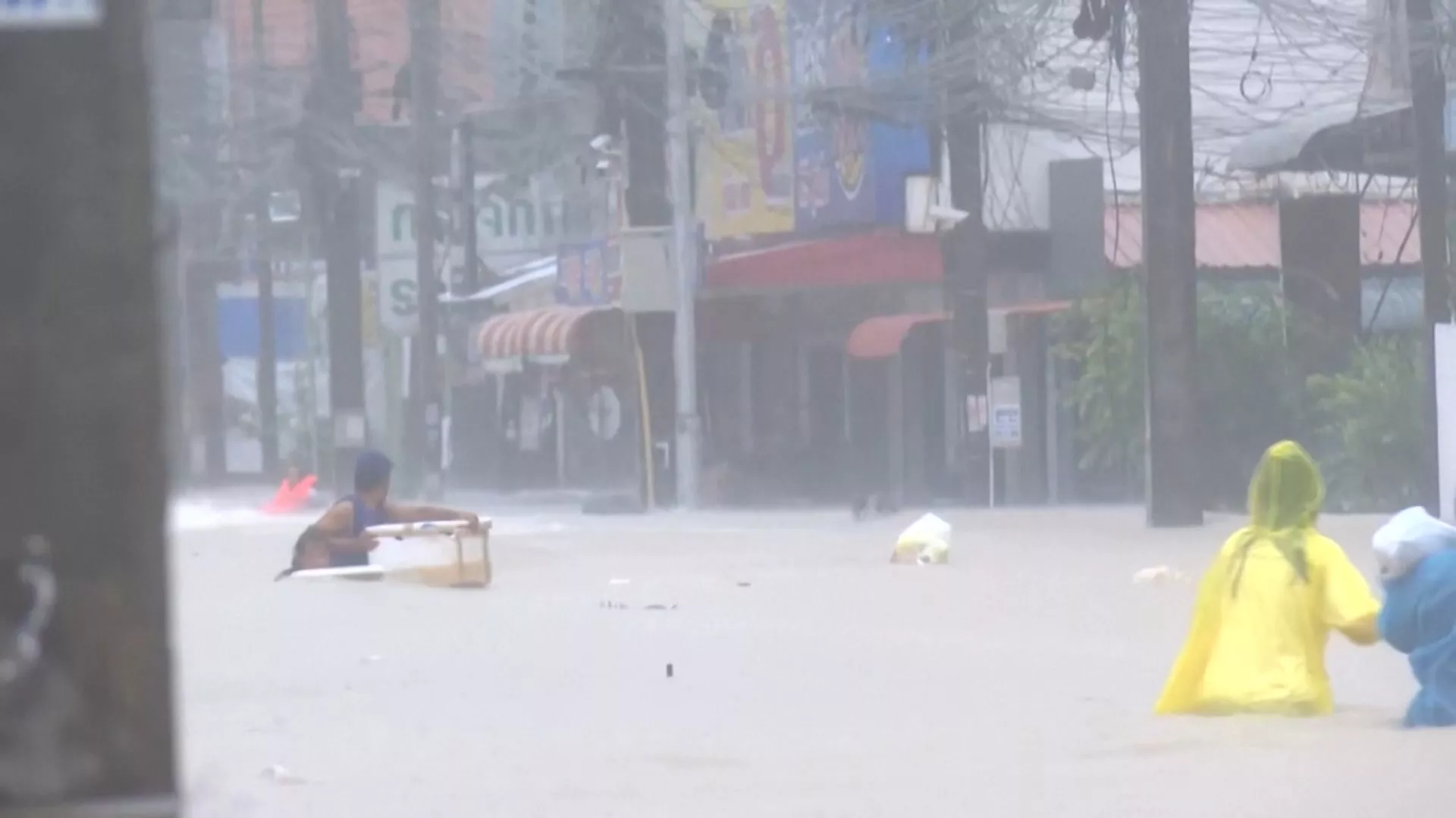 ฝนตกหนักหลายวัน 9 จังหวัดภาคใต้ของไทยประสบมหาอุทกภัย