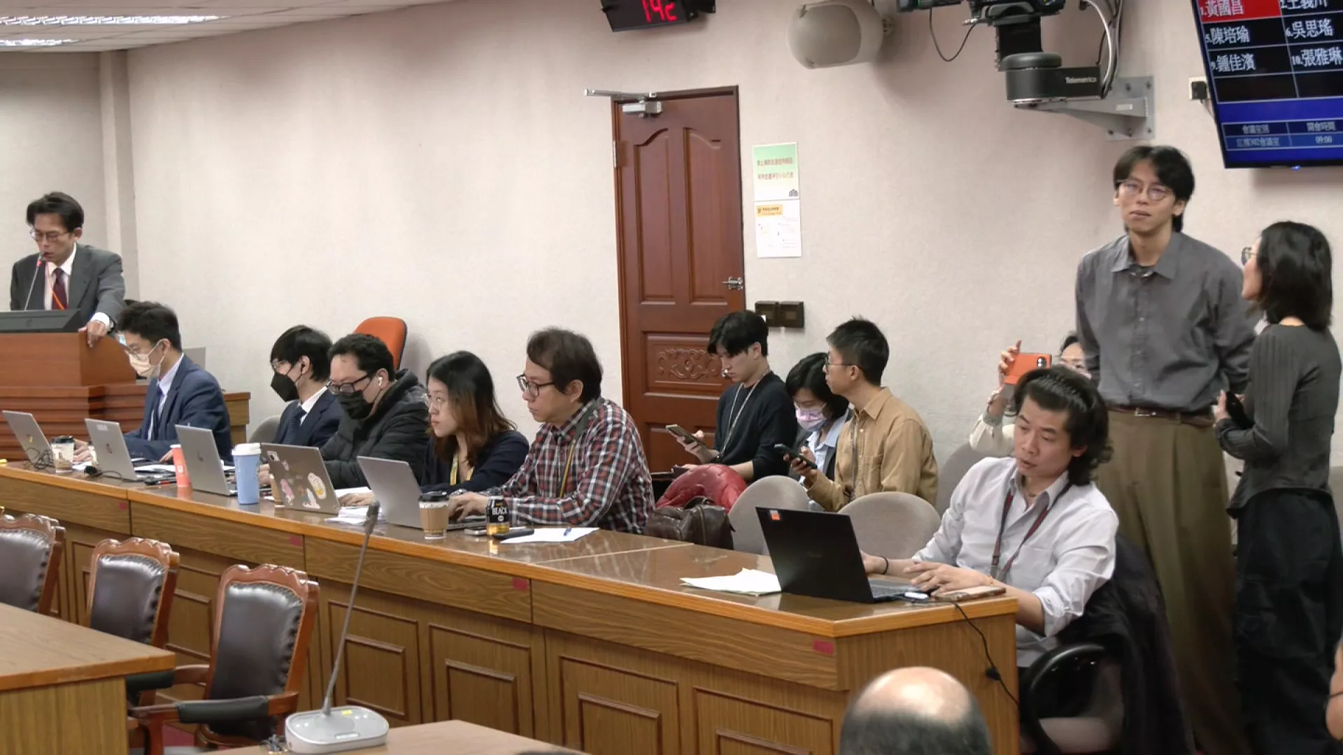 陳玉珍提助理費除罪化 綠白連署保障國會助理工作權 ｜ 公視新聞網 PNN