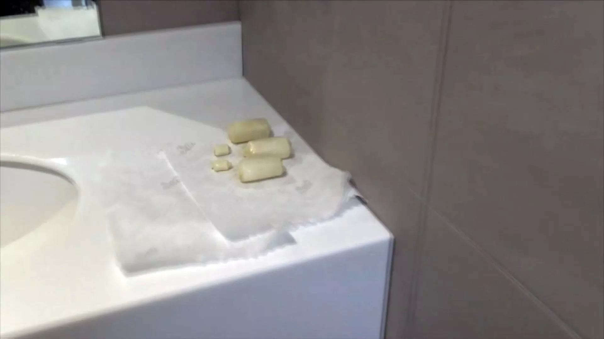 หญิงไต้หวันขนดอกกัญชา  2 สาวไทยขนเฮโรอีนเข้าไต้หวัน