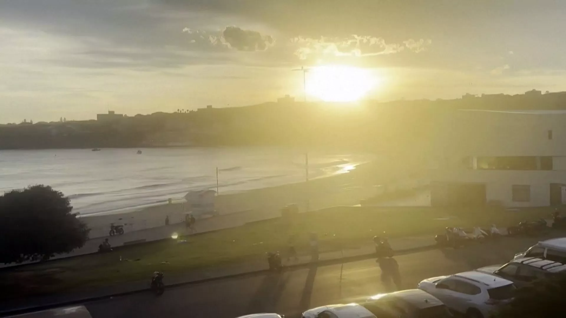 Vụ xả súng tại Úc khiến 16 người chết, 40 người bị thương