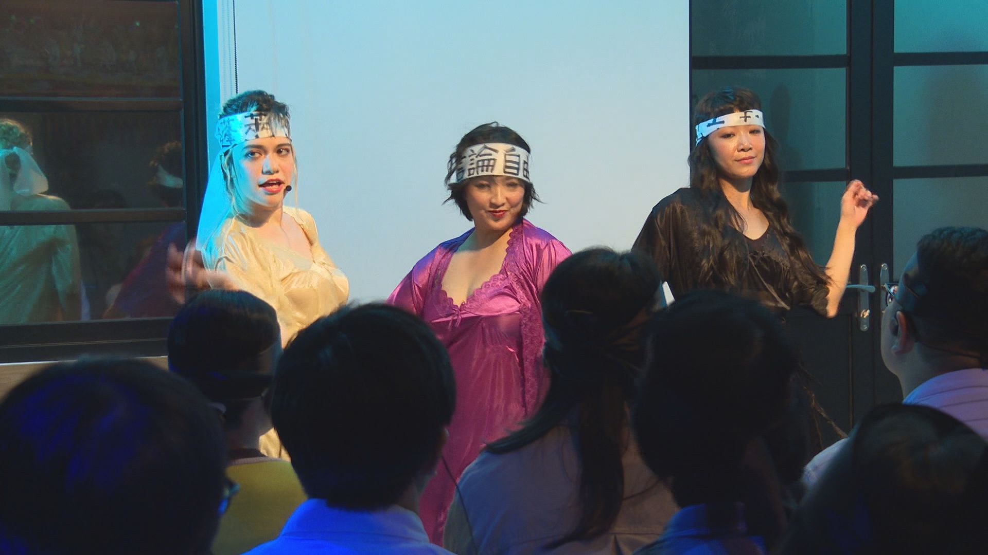 一張含有 人的臉孔, 服裝, 人員, 男人 的圖片

AI 產生的內容可能不正確。