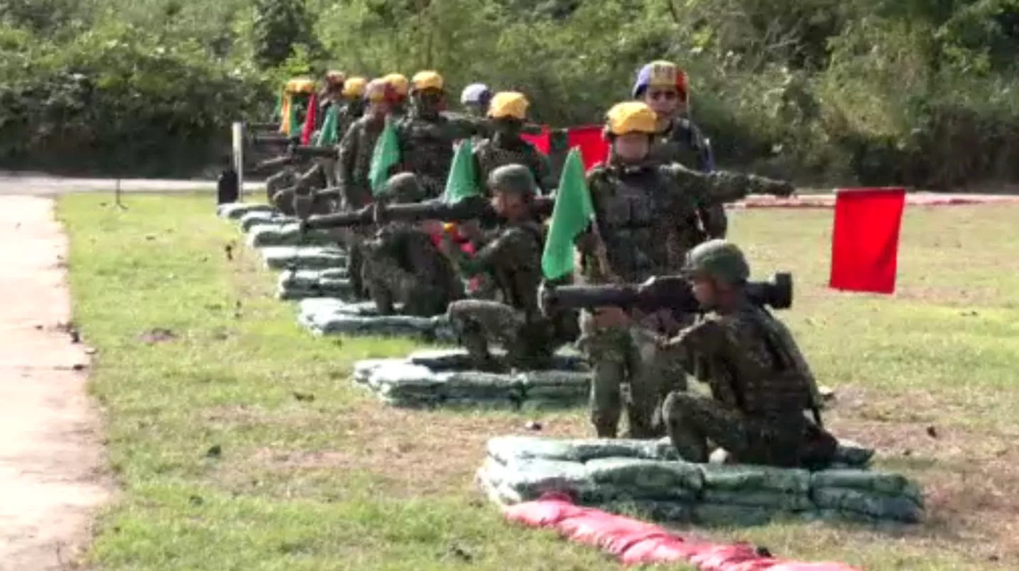 義務役步兵營配合志願役 加入實彈射擊演練