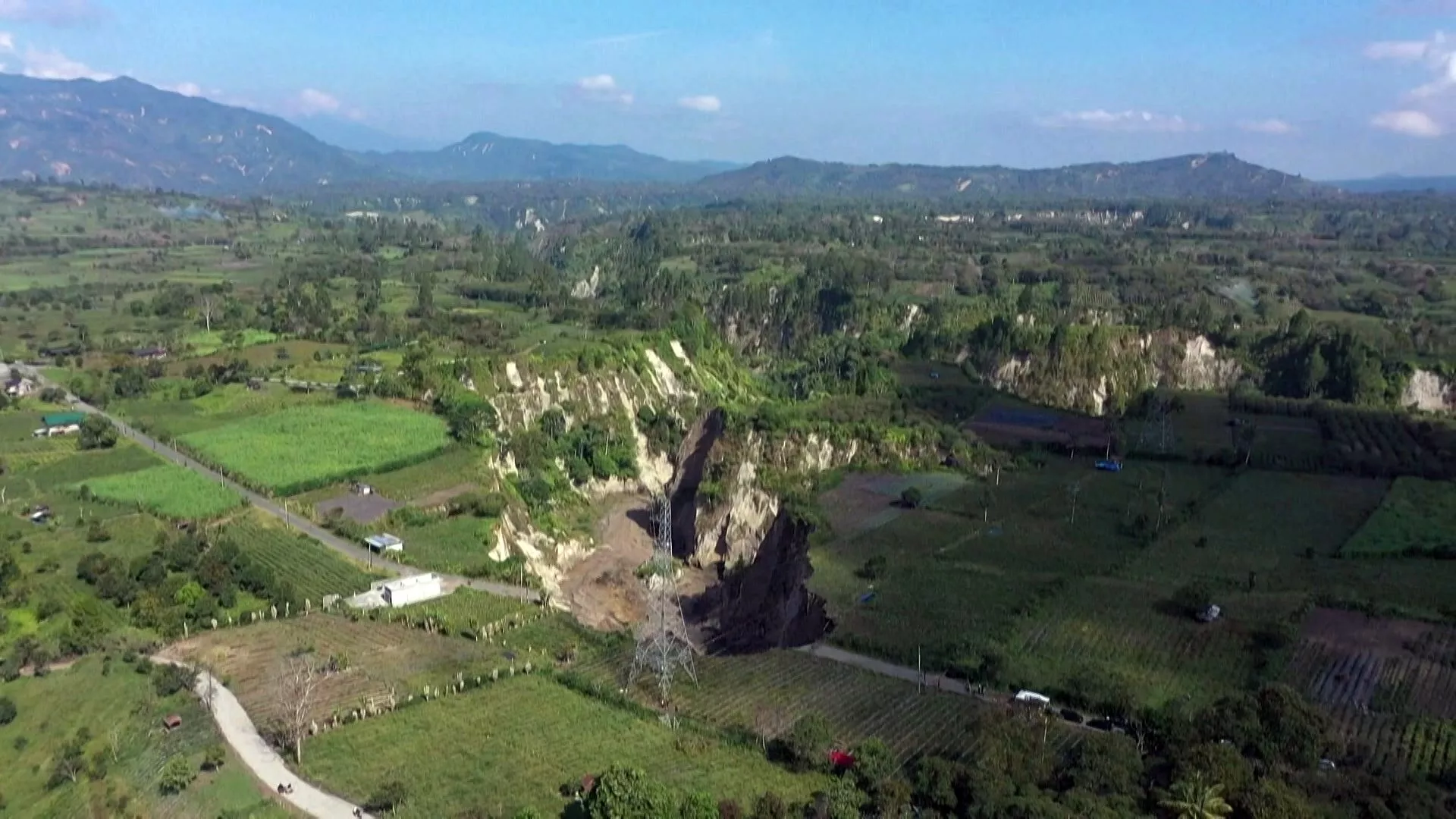 Lubang amblas seluas 3 hektar di Aceh timbulkan ancaman terhadap permukiman