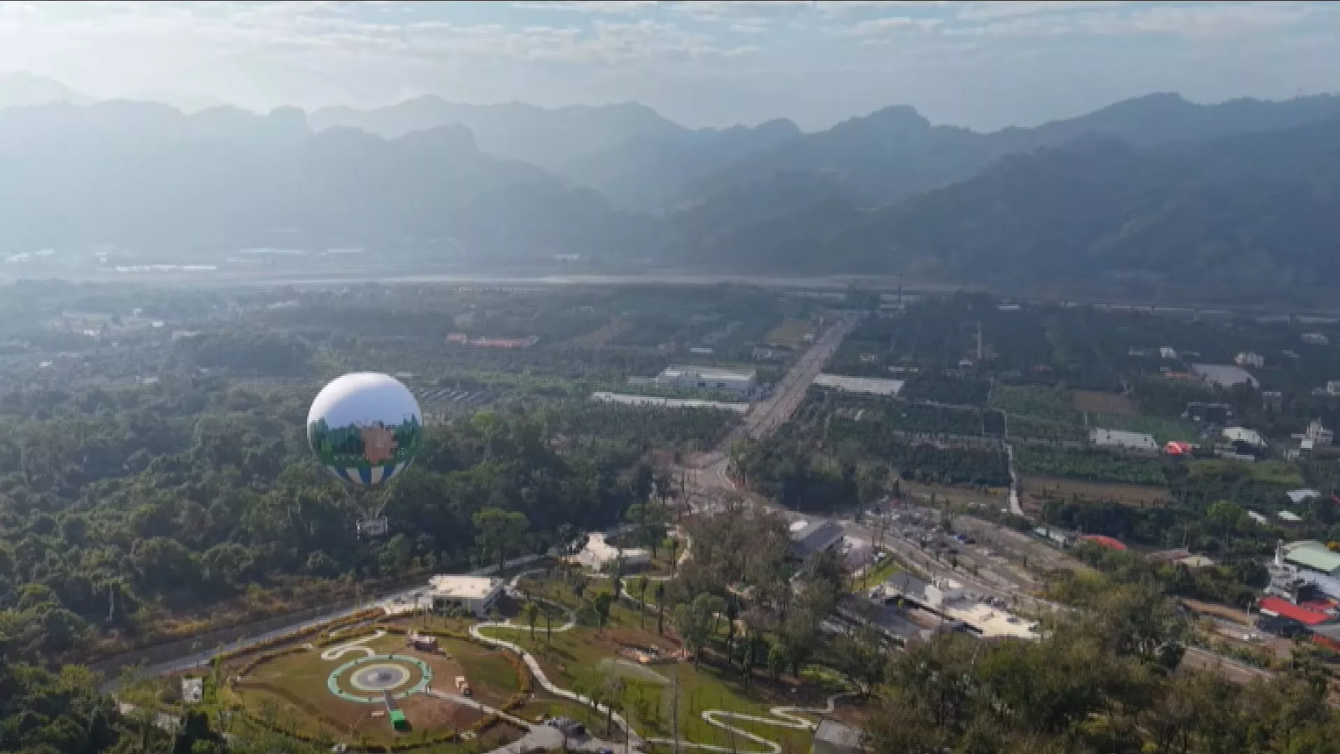 Taman Balon Helium Jiujiufeng di Nantou resmi beroperasi pada Maret