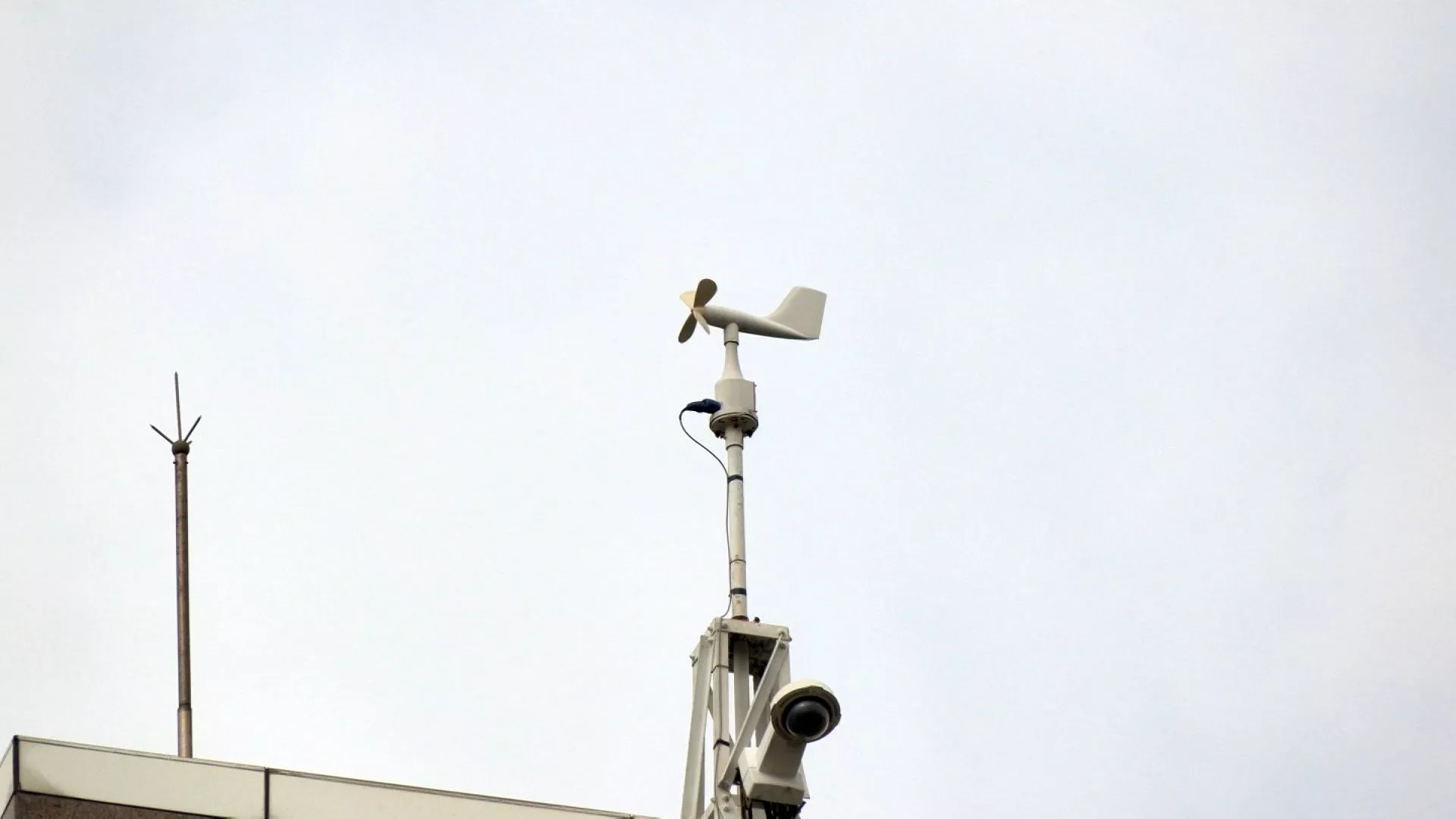 Mùa xuân năm nay sẽ nóng và ít mưa, thời tiết bất ổn định trong kỳ nghỉ lễ