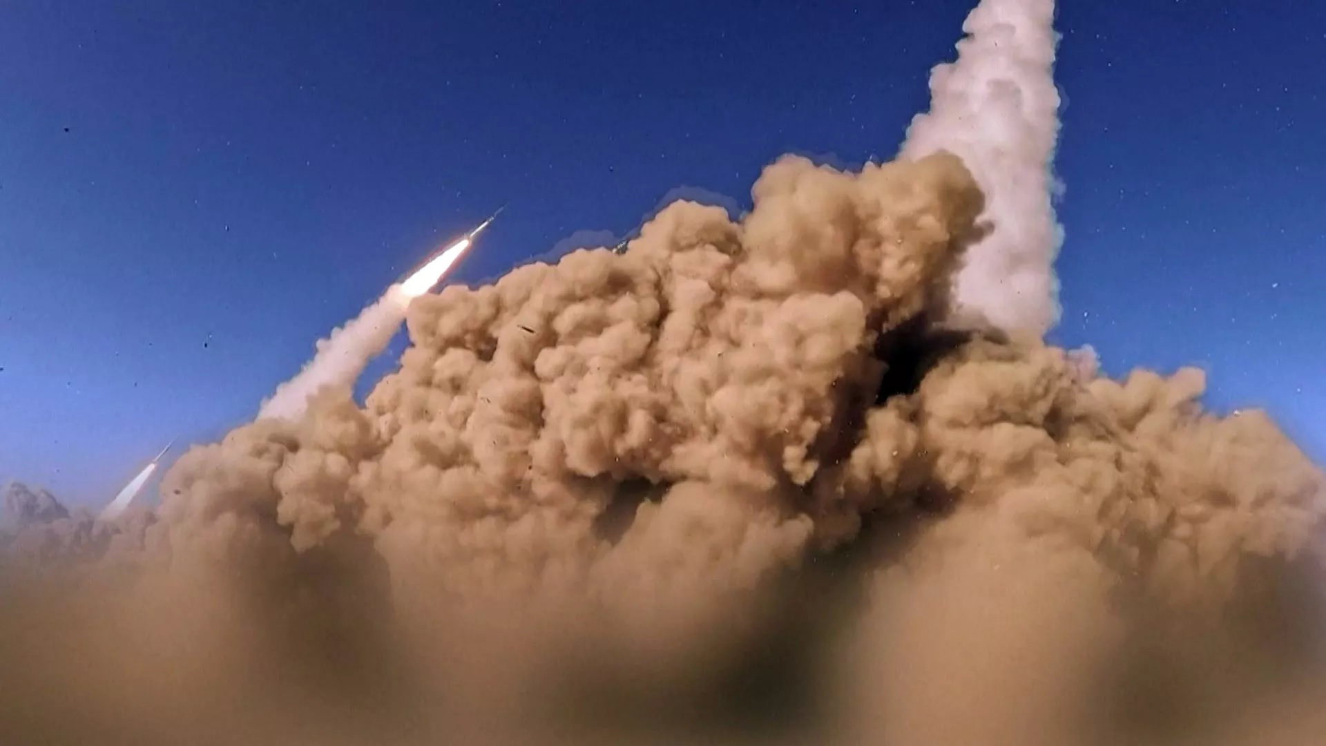 Tentara AS tenggelamkan fregat Iran, Angkatan Laut Sri Lanka lakukan upaya SAR