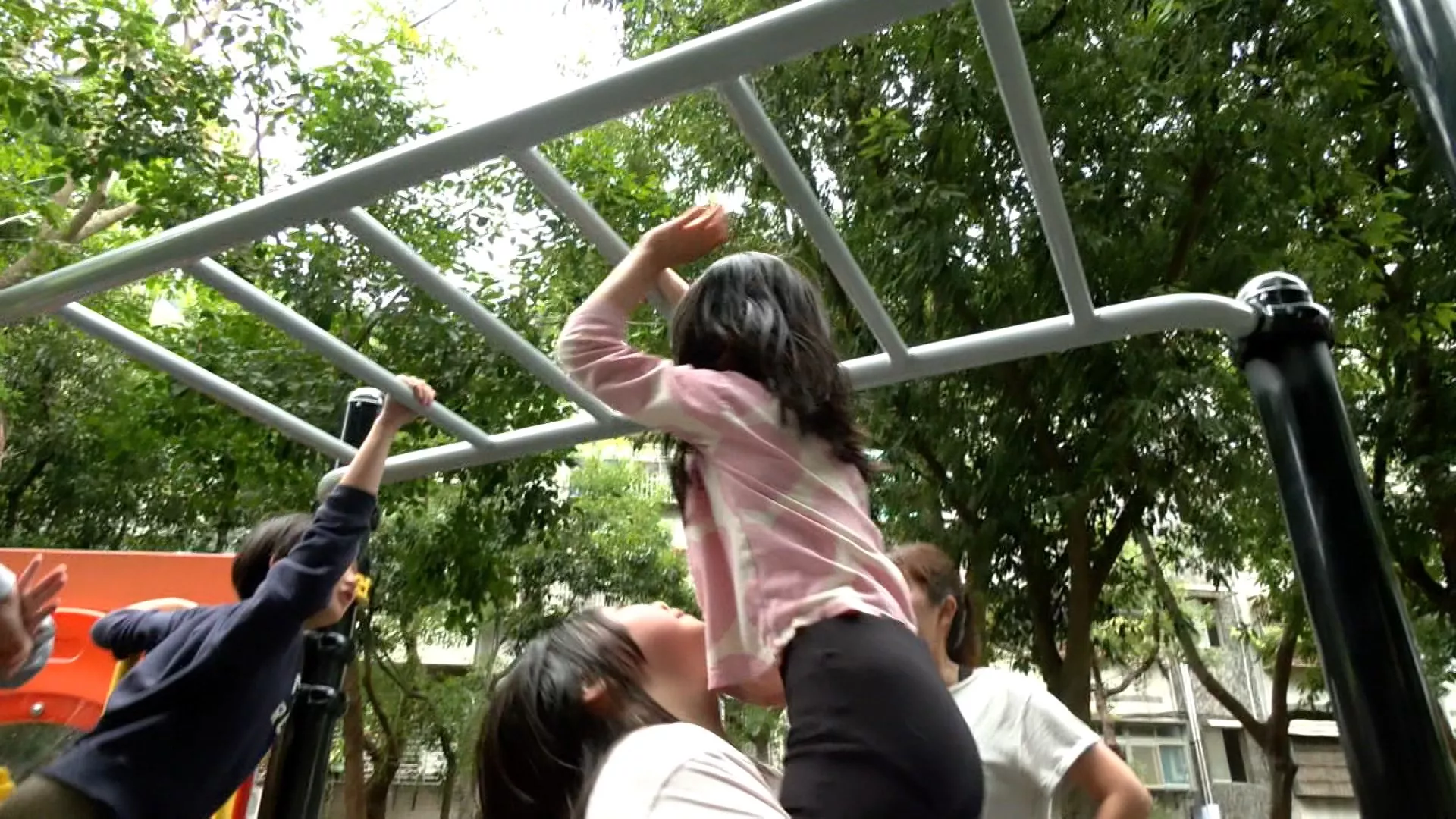 ไต้หวันผ่อนเกณฑ์! มีบุตรต่ำกว่า 12 ปีจ้างผู้ช่วยงานบ้านต่างชาติได้