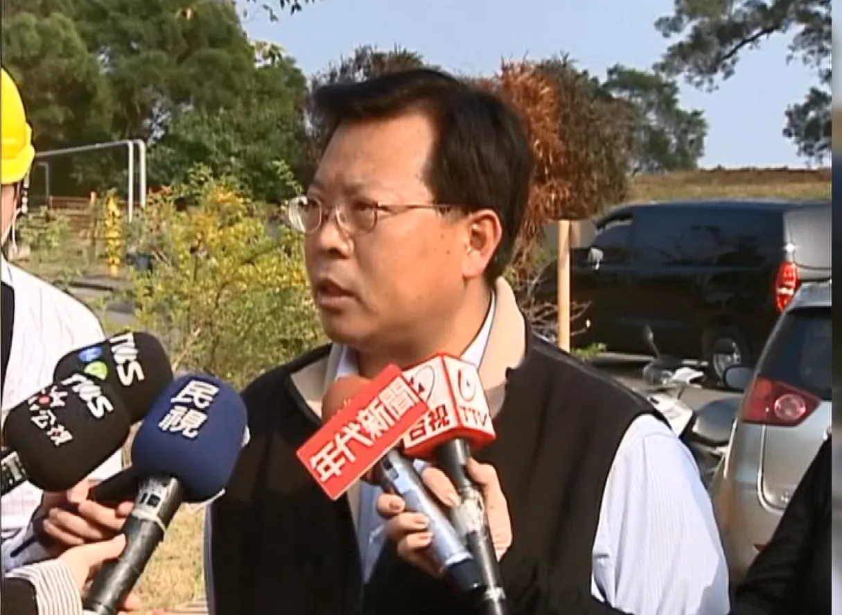 中油前執行長徐漢涉貪 掛電子跤枷、限制住居