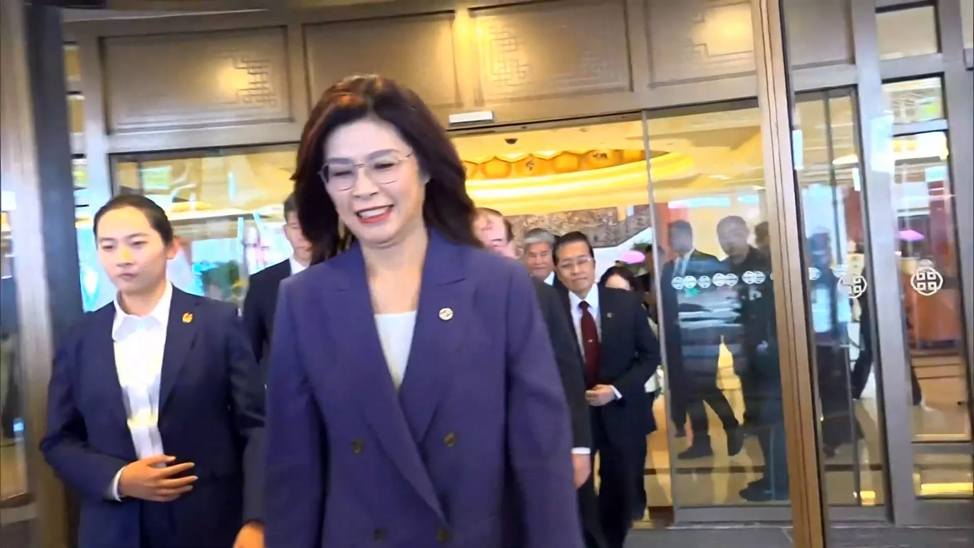 ทั่วโลกจับตาการพบกันของผู้นำพรรค KMT - คอมมิวนิสต์จีน