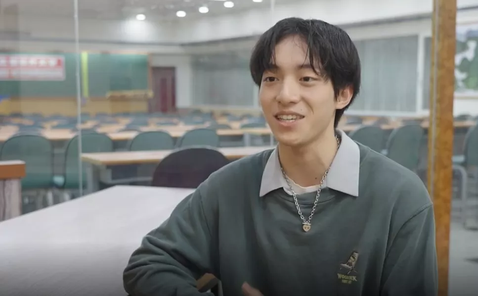 台北醫學大學牙醫系學生蔣博也曾是重考班的一員