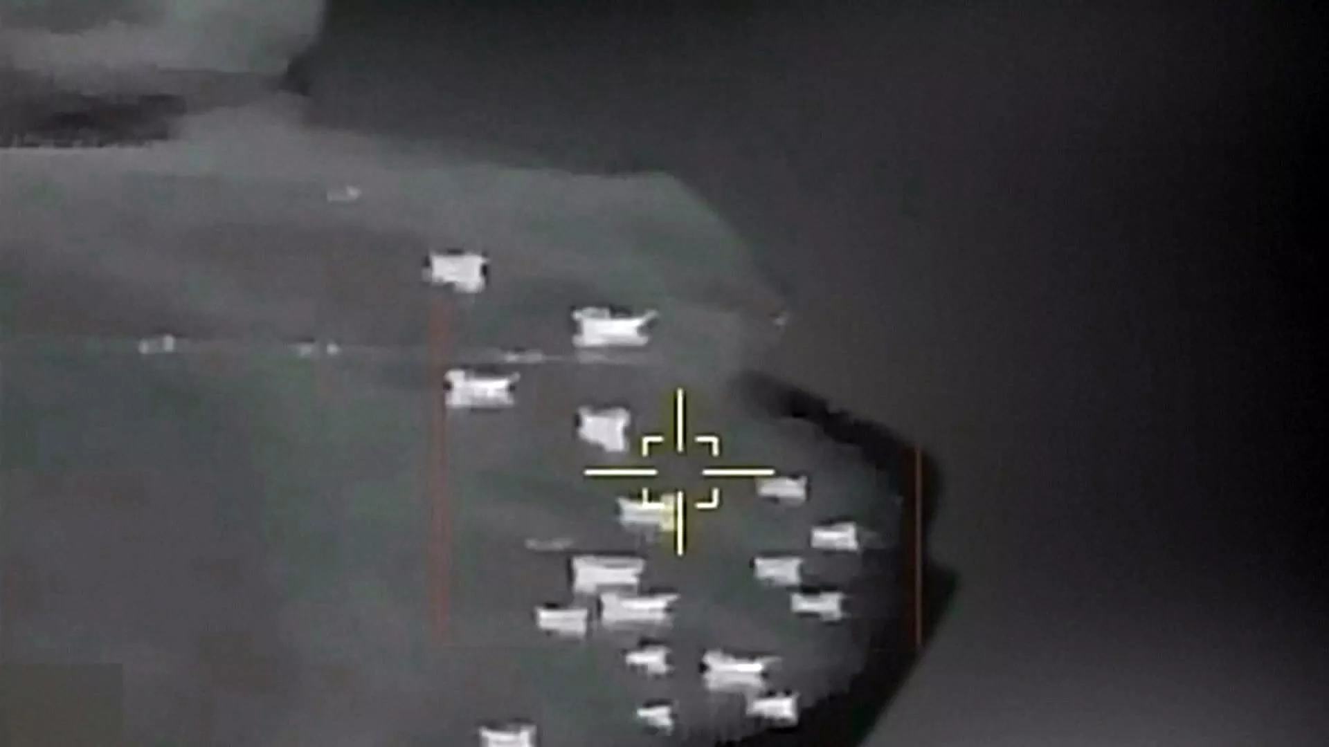 AS kirim 15 kapal perang blokade Selat Hormuz, negosiasi AS-Iran diadakan 16/4