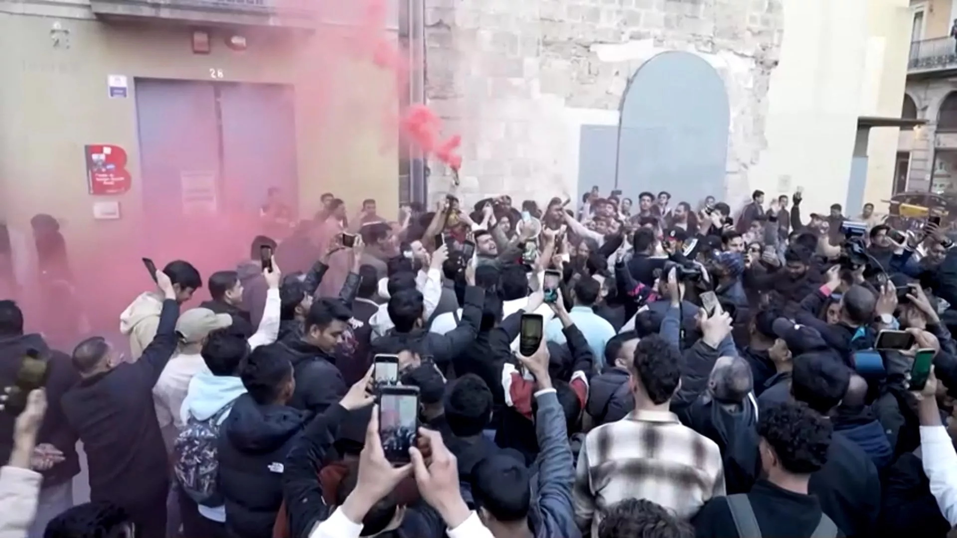 สเปนให้สถานะผู้อพยพผิดกฎหมาย คาด 5 แสนคนได้รับอานิสงส์