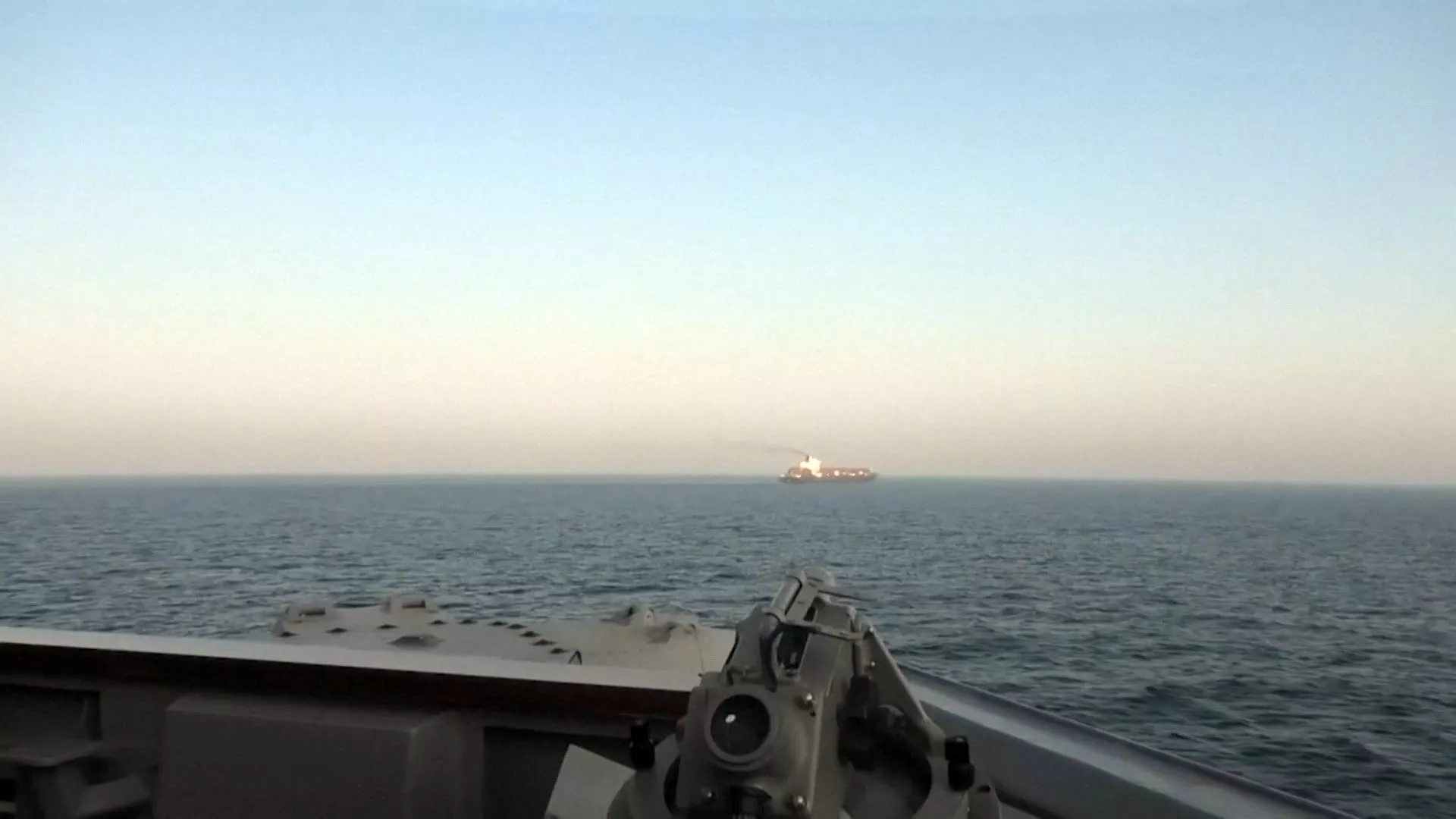 สหรัฐฯ เปิดฉากยิงเรือสินค้าอิหร่าน อิหร่านปฏิเสธการเจรจารอบ 2