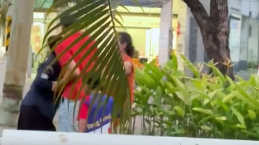 Phẫn nộ vụ hành hung và miệt thị mẹ con gốc Việt tại Bình Đông