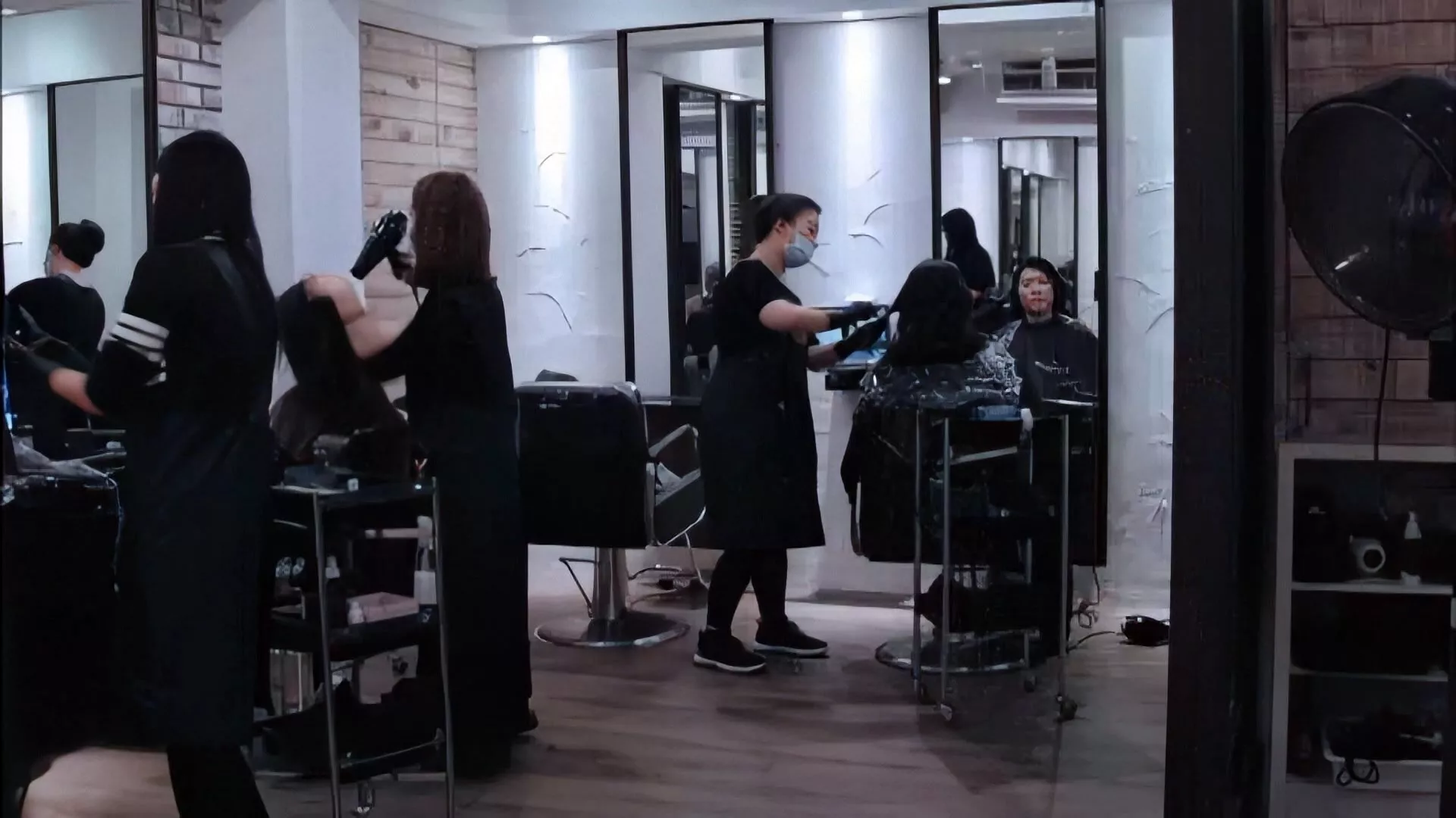 มนุษย์เงินเดือน 33.8% ให้คะแนนที่ทำงานตนแค่ 60-70 คะแนน