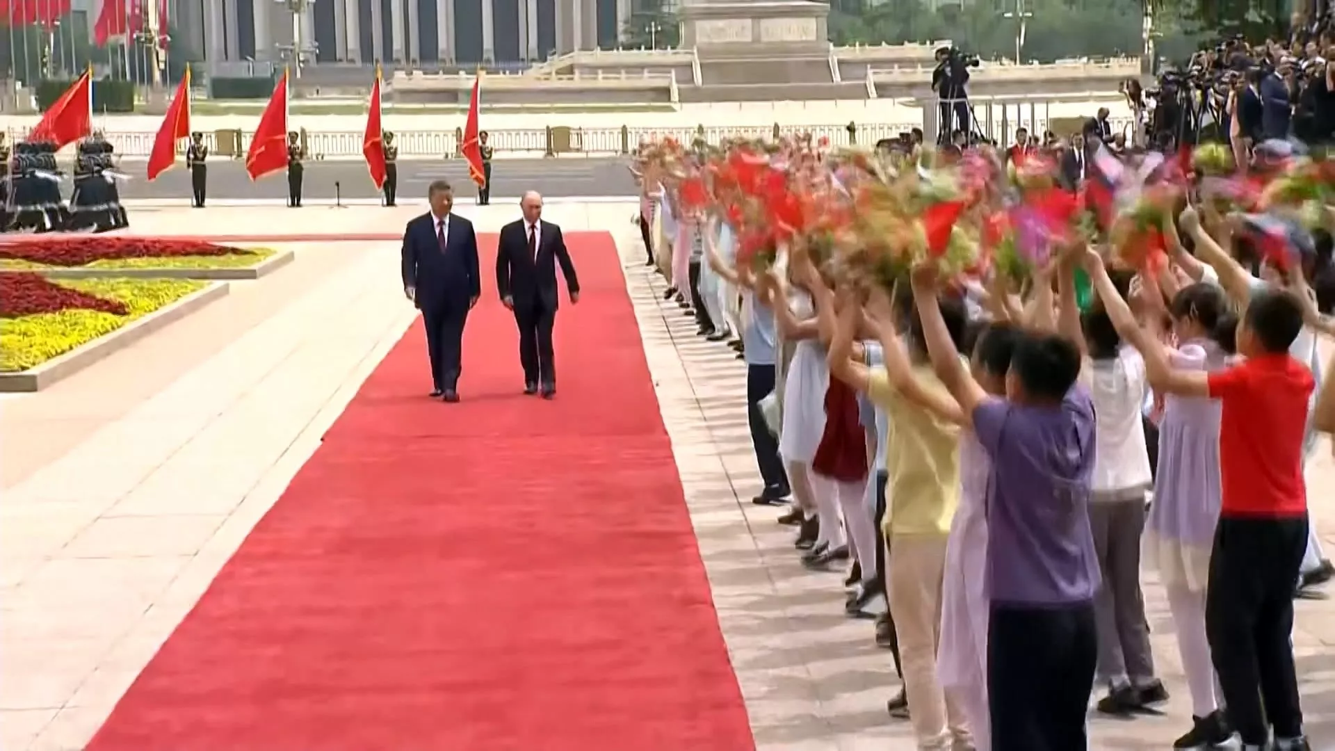 Tổng thống Putin bắt đầu chuyến thăm Trung Quốc