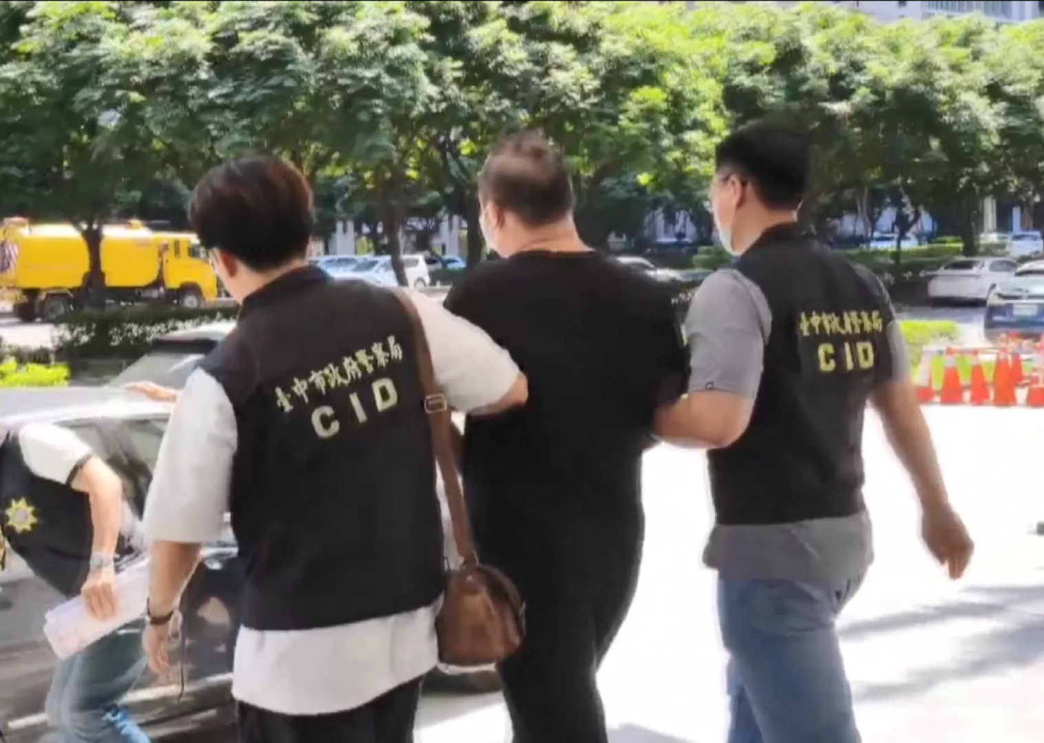 矢板明夫予香港籍男性攻擊 總統府譴責暴力