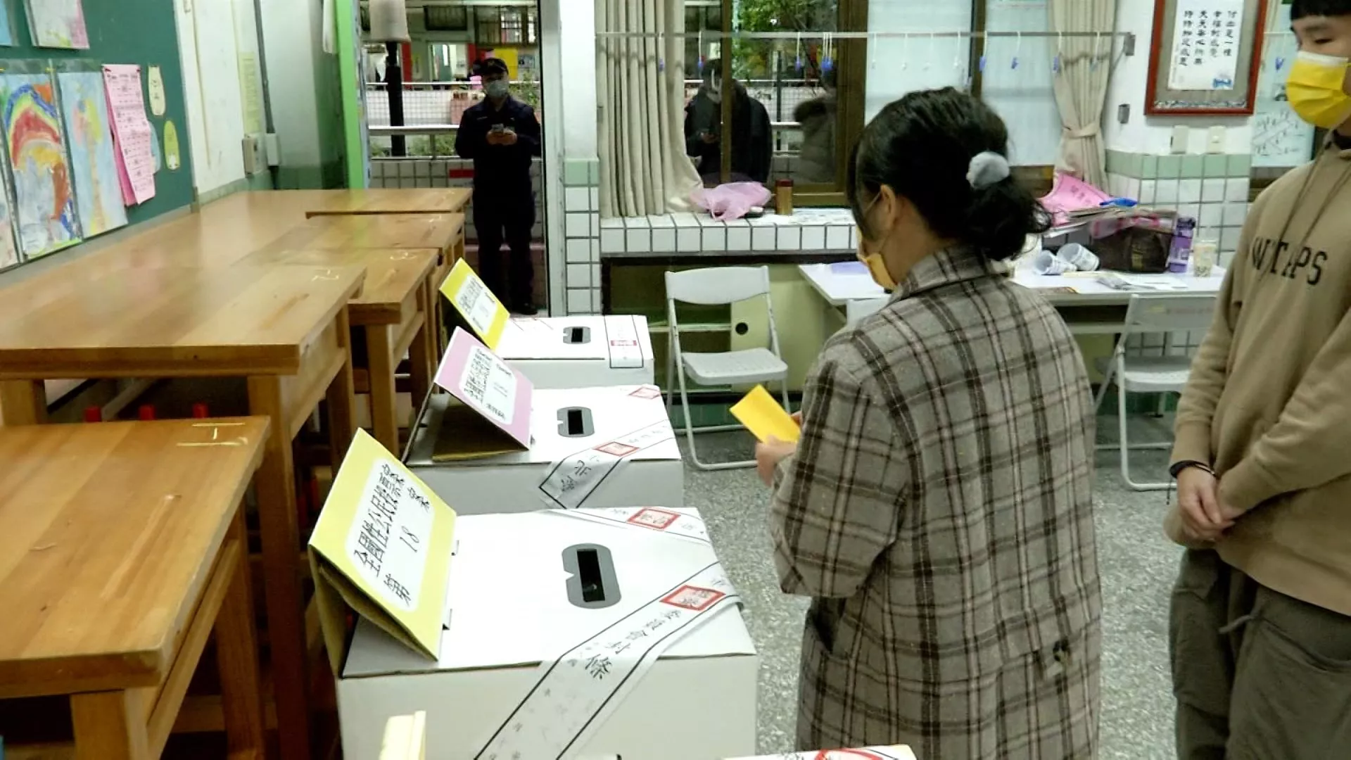 Thúc đẩy trưng cầu dân ý "Cái chết nhân đạo" và "Điện hạt nhân"