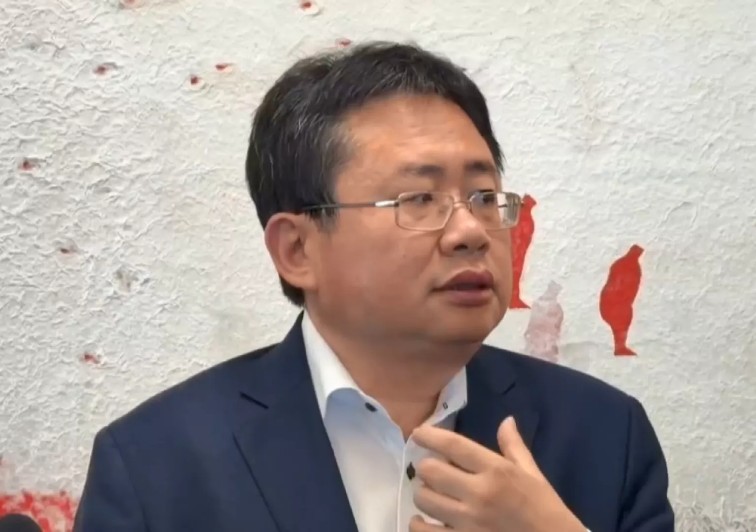 中國吸收地下錢莊 拐咱國軍貸款用機密拄數