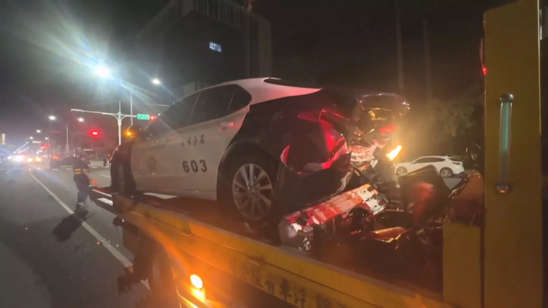 台中警處理交通事故警車遭撞 肇事男被依法送辦