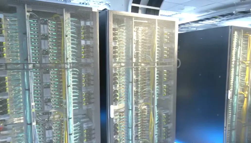 氣象署的第六代高速電腦。