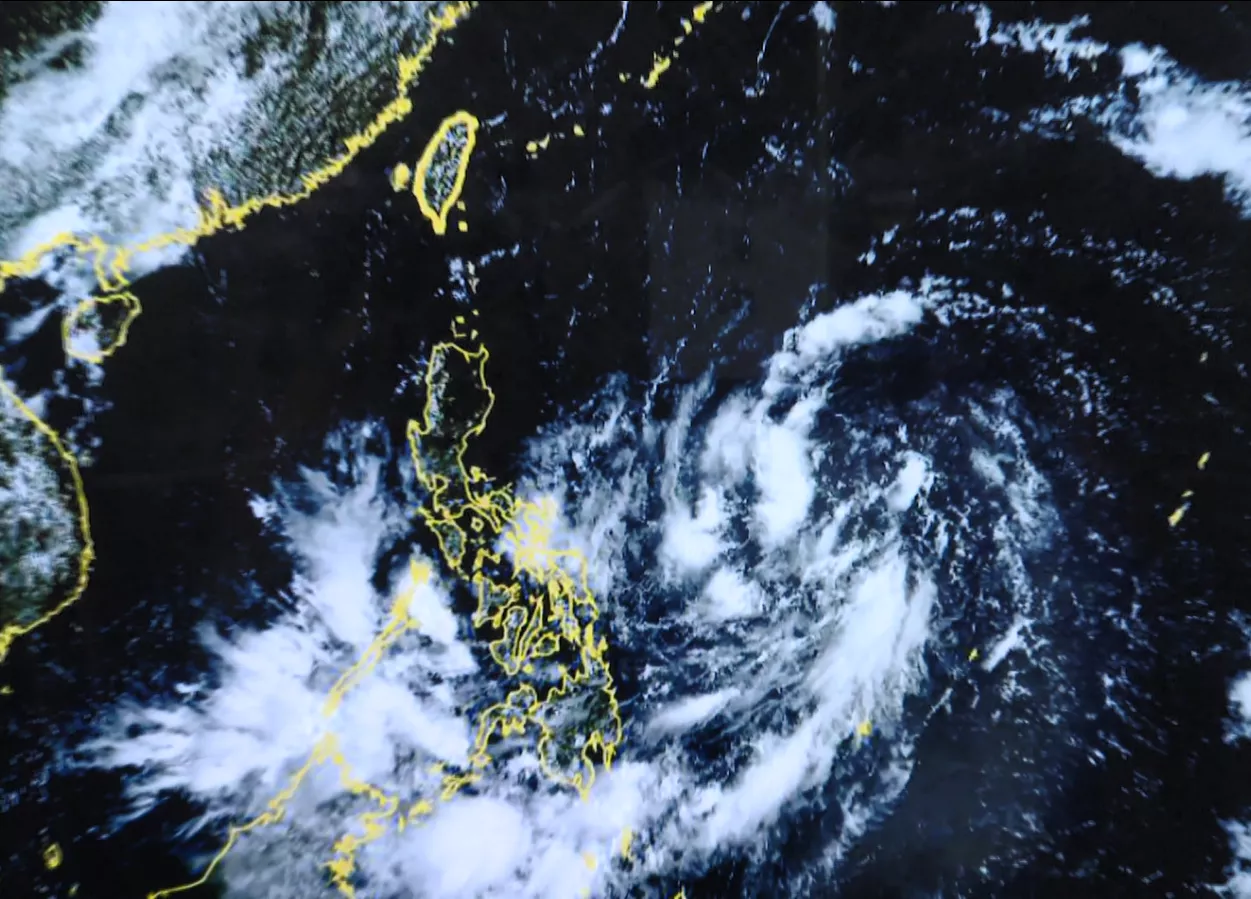 輕度風颱"紅霞"咧欲形成 上緊拜四發佈海警