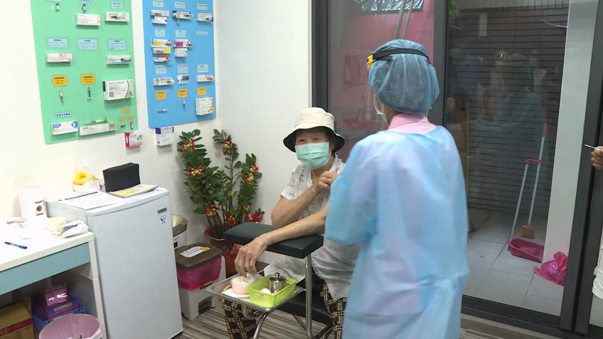 食藥署估新冠疫情8月中達高峰 滿6個月公費疫苗接種延至9/28