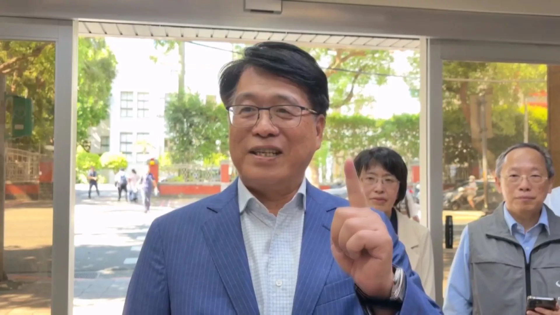 立院協商鞭刑等5公投案 游盈隆籲勿改「一票多案」