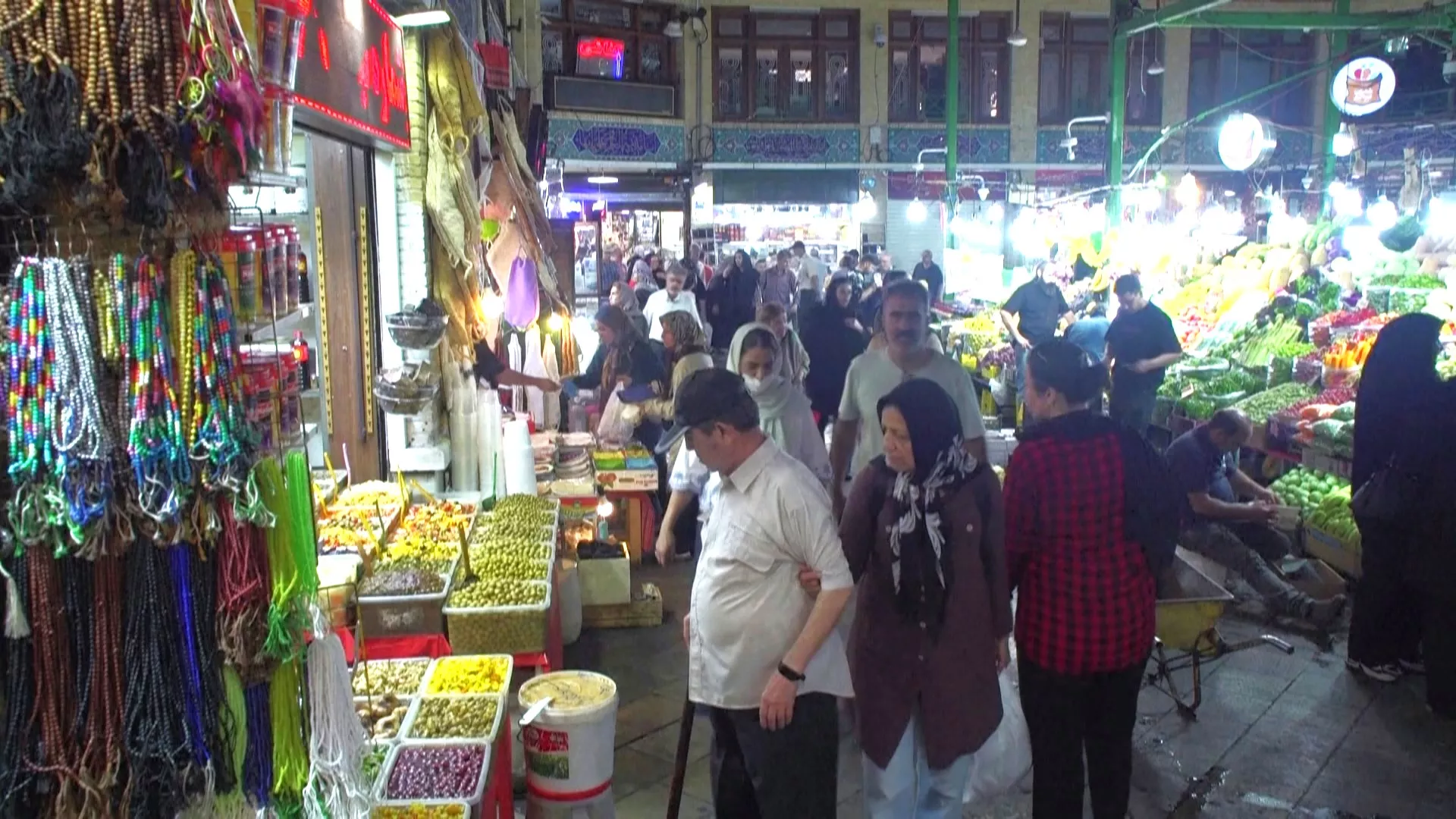 戰事加劇伊朗經濟困境 官方統計7月通膨率逾80%