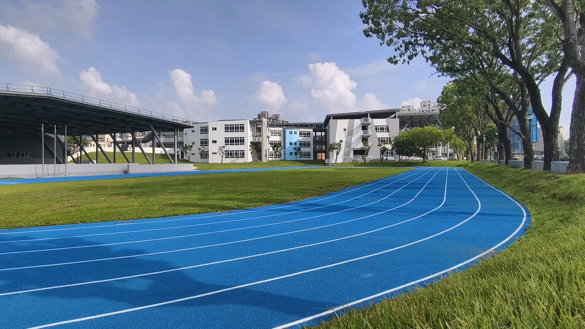 國小臨近楠梓園區獲家長青睞 入學人數不均、教部擬助轉型
