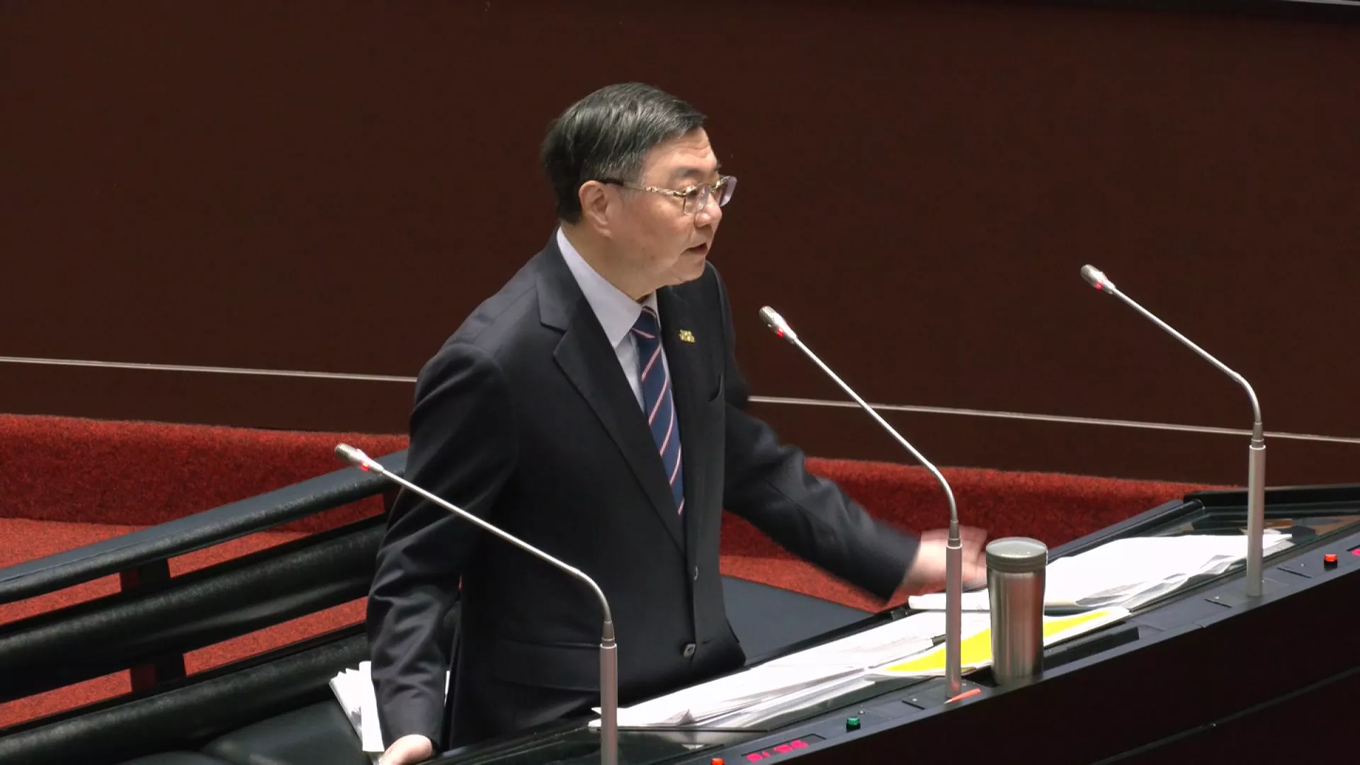 行政院「不副署」兒少未來帳戶條例 將持續推動成長津貼
