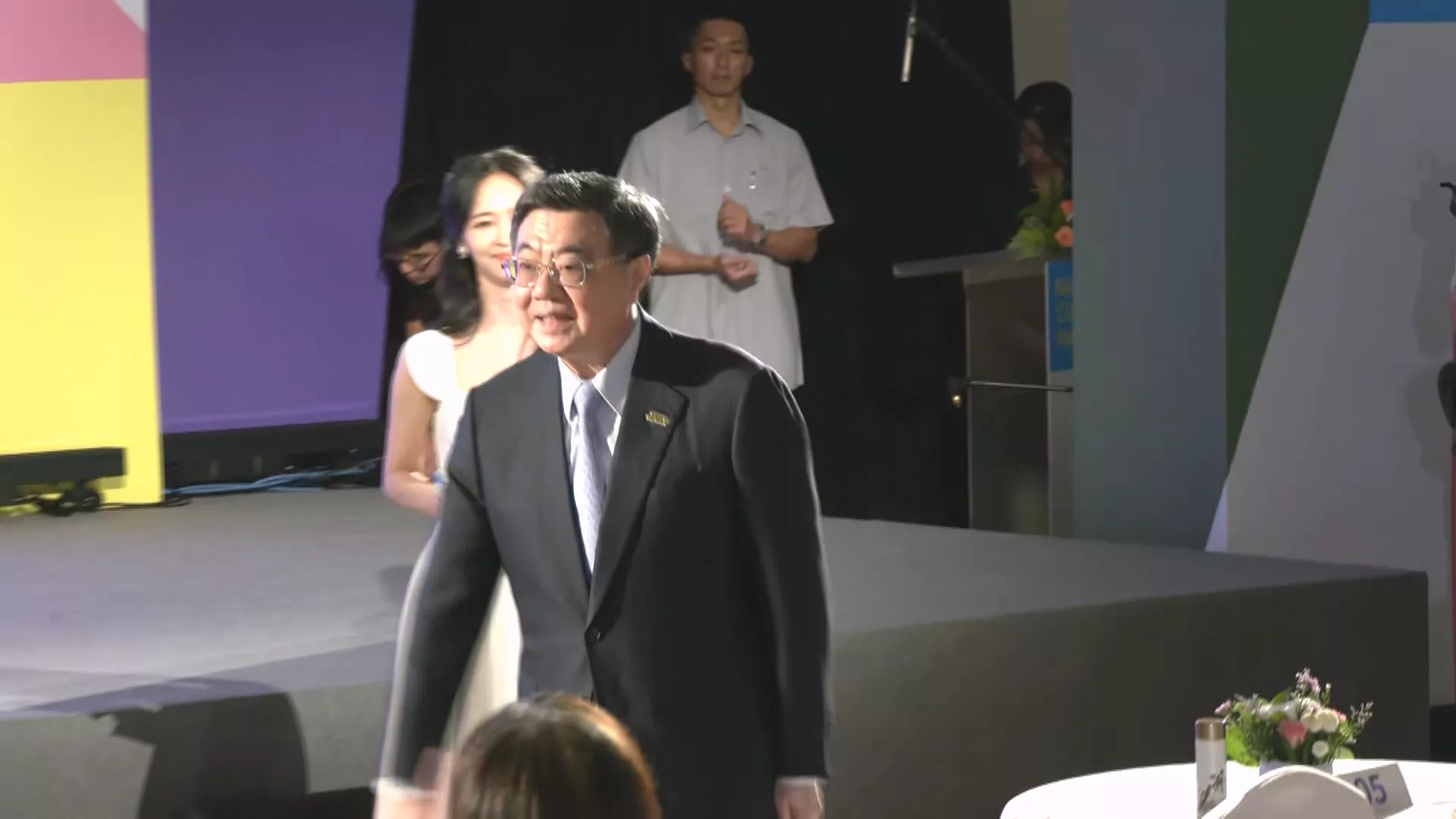 政院不副署有線廣電法等案 黃國昌:打臉立法院長的善意